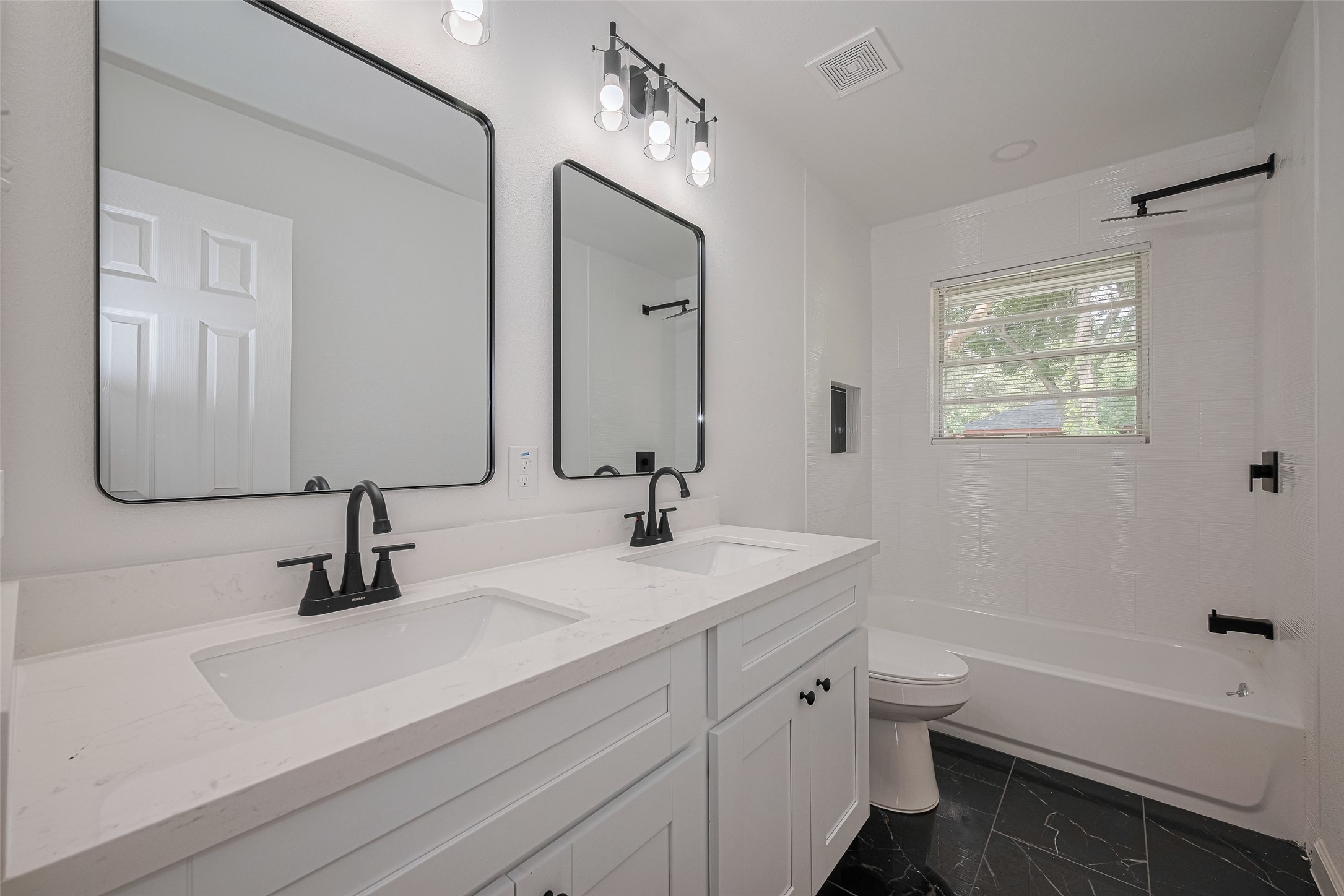 2112 Walnut Lane Property Photo 19