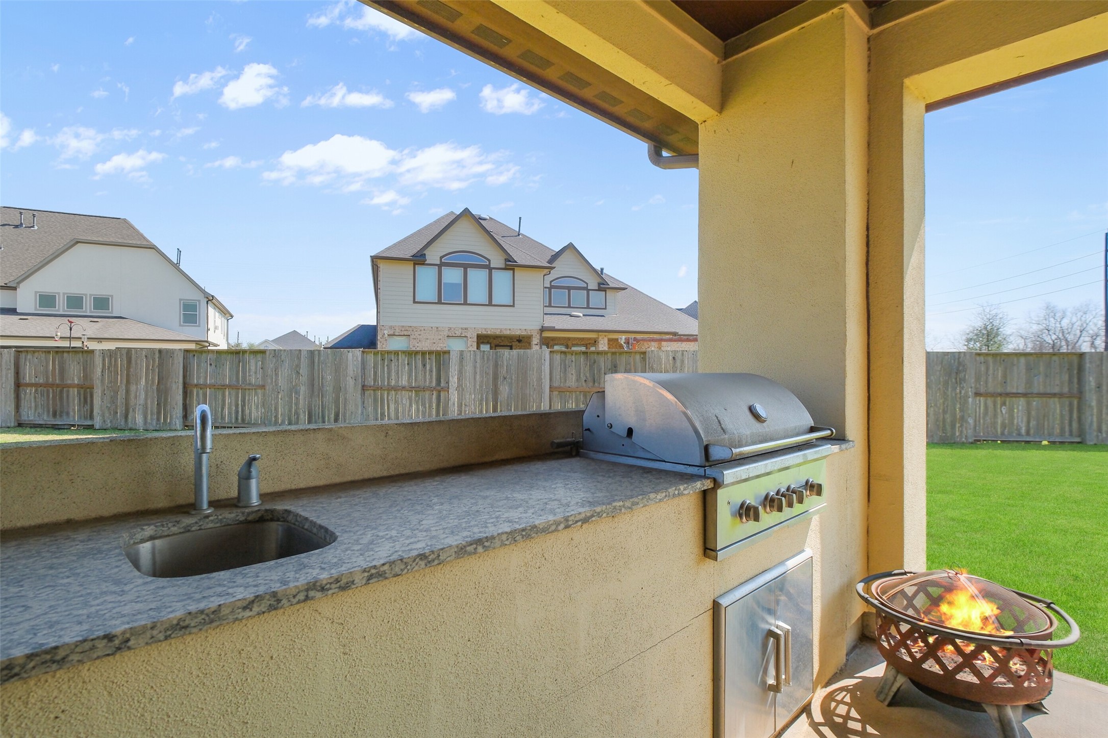 6919 Champion Trail Property Photo 47