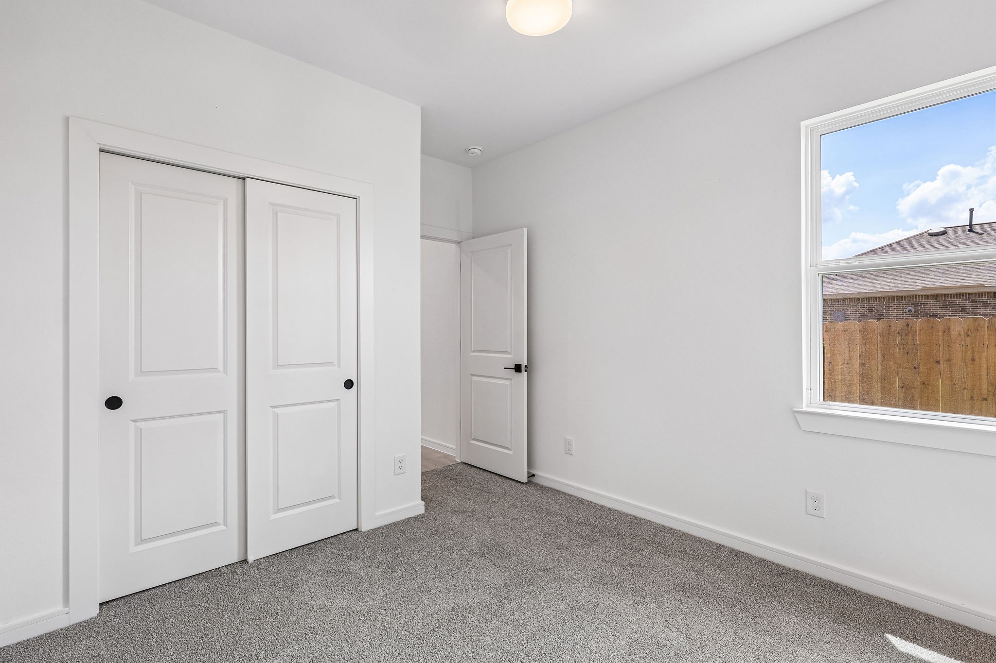 559 Day Station Drive Property Photo 5