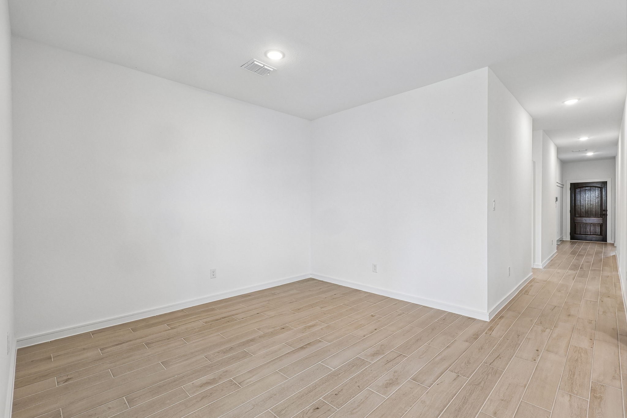 559 Day Station Drive Property Photo 10