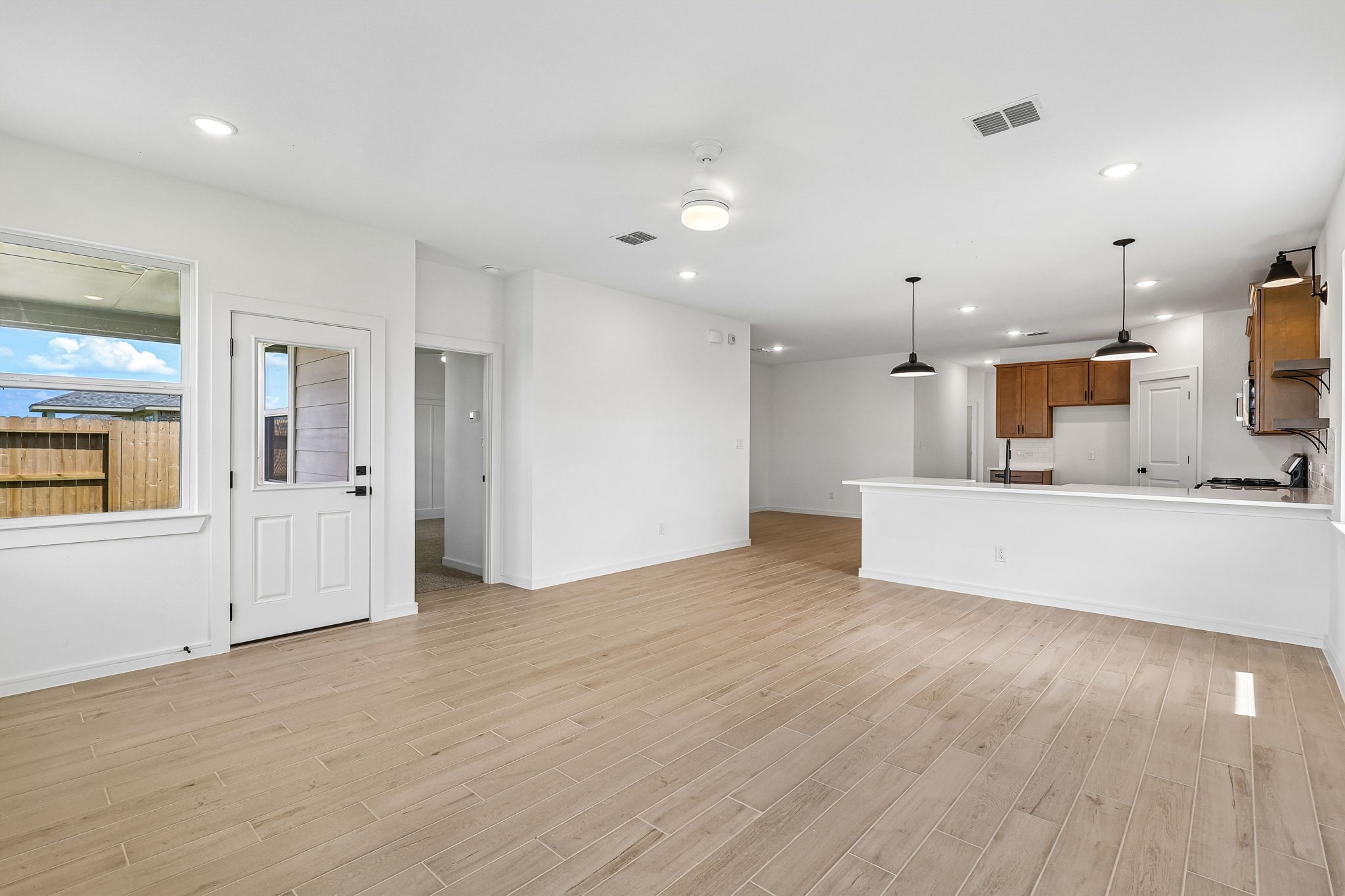 559 Day Station Drive Property Photo 12
