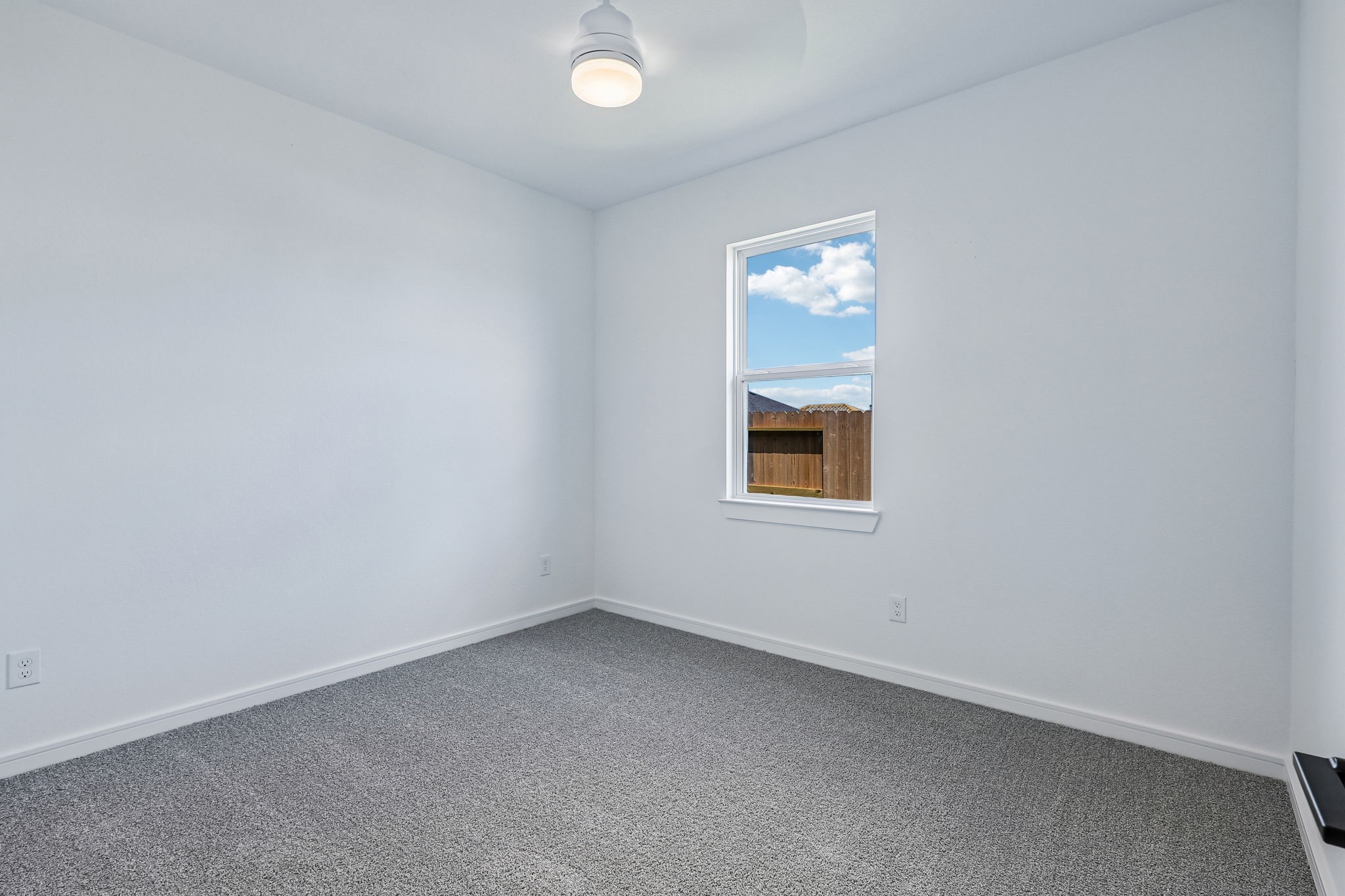559 Day Station Drive Property Photo 17