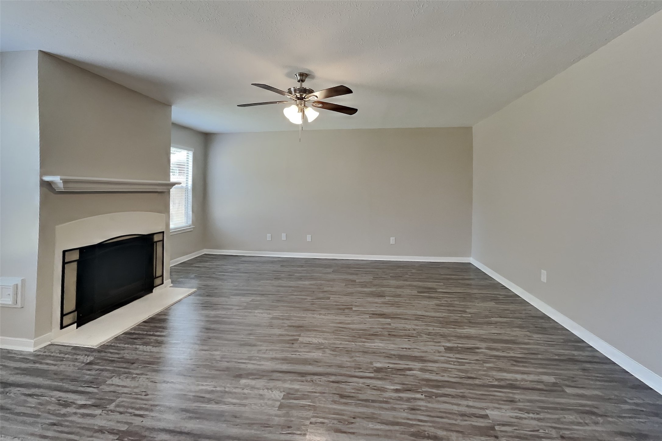 1227 Caraquet Drive Property Photo 5