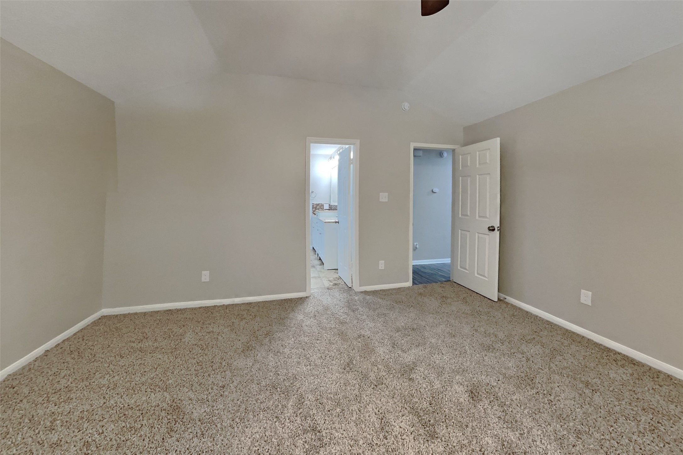 1227 Caraquet Drive Property Photo 10