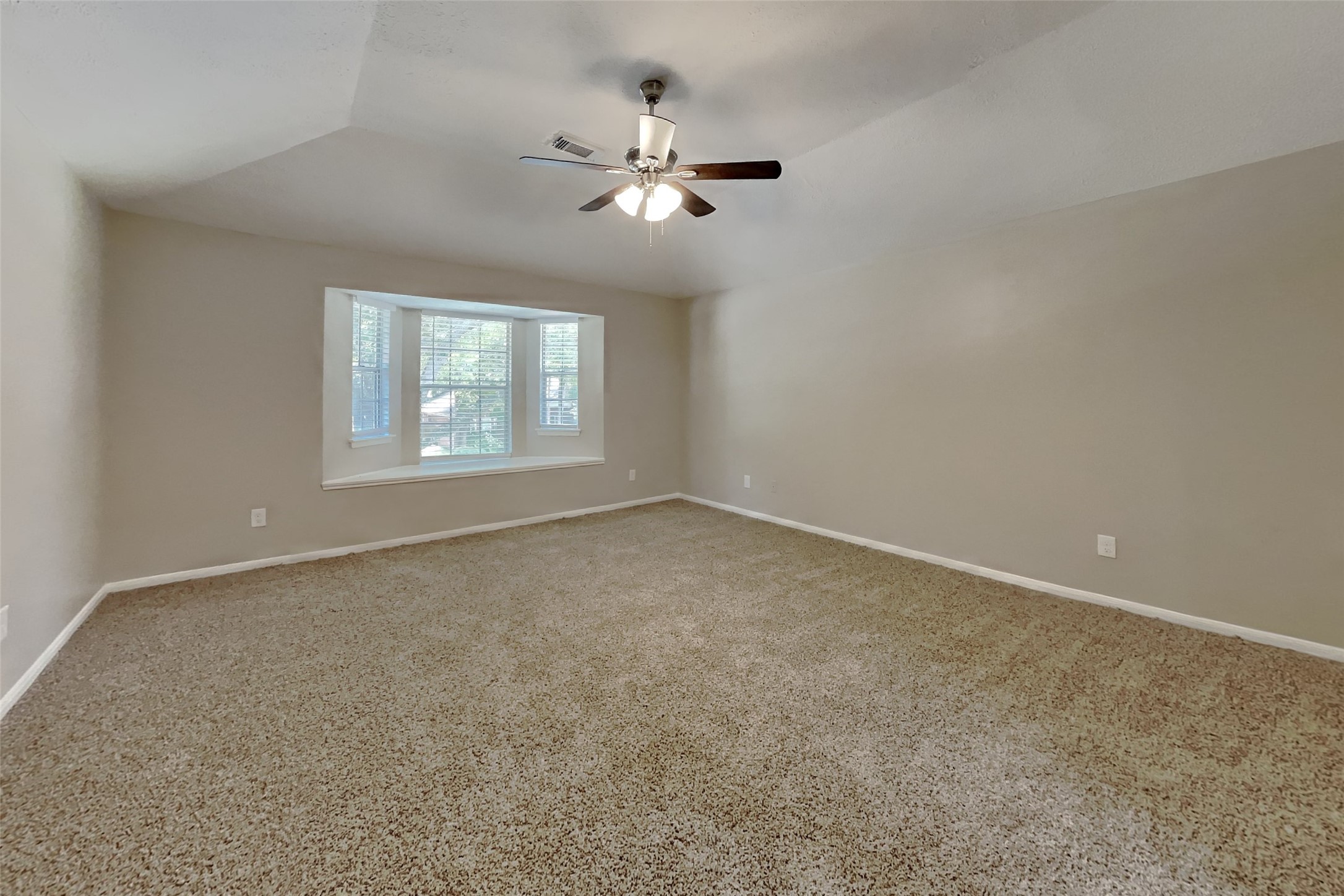 1227 Caraquet Drive Property Photo 11