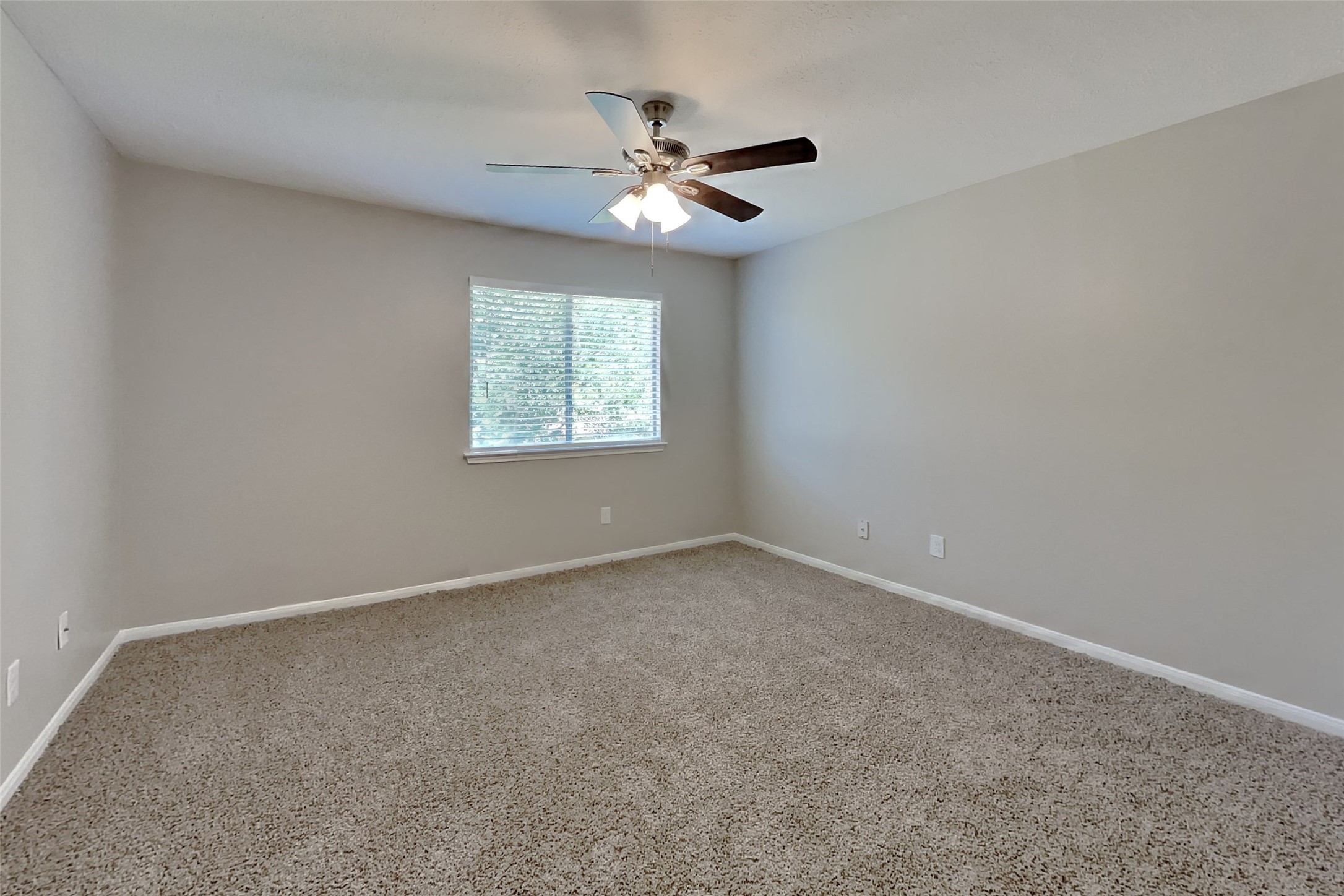 1227 Caraquet Drive Property Photo 15
