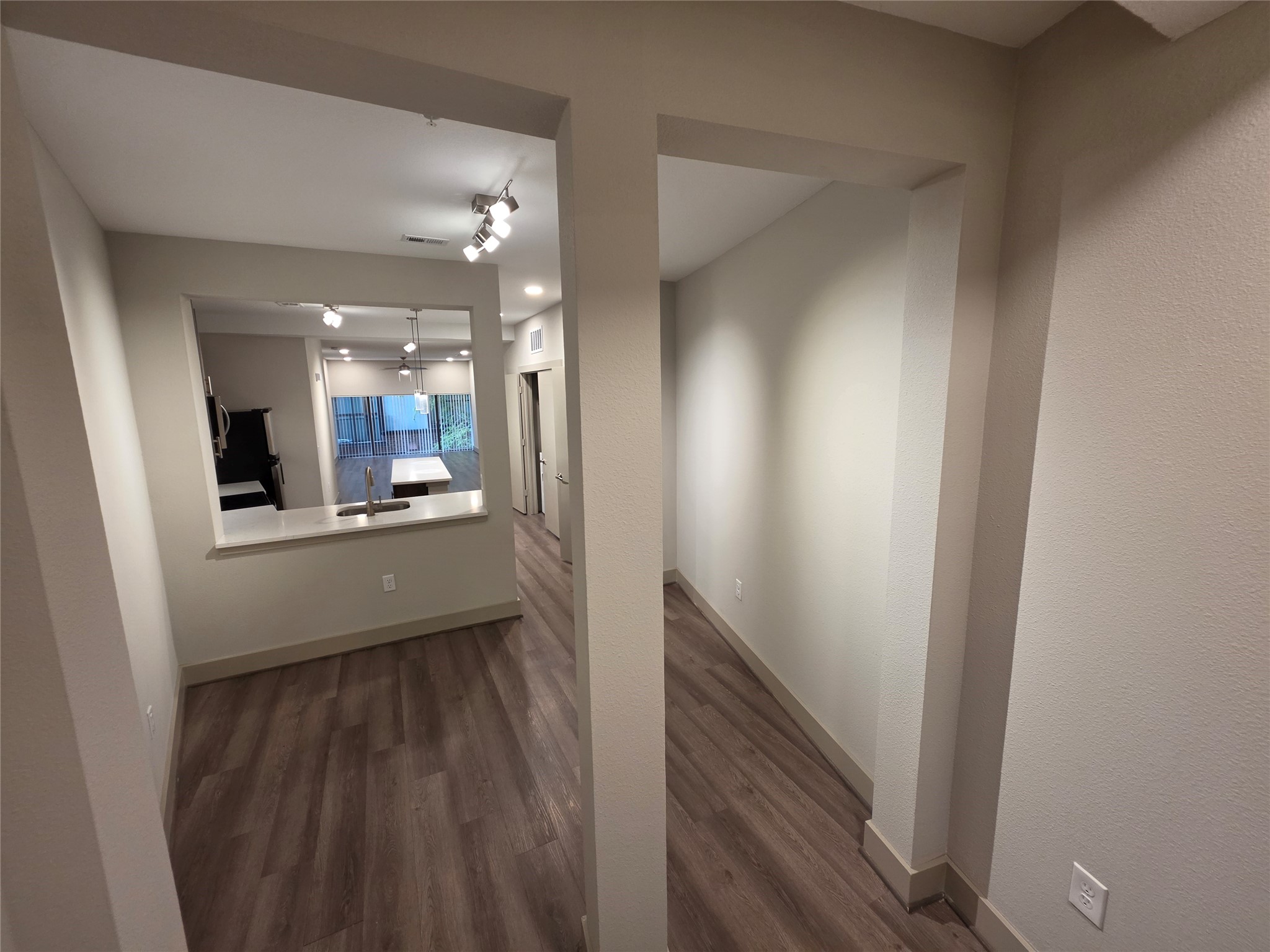 3616 Richmond 1211 Property Photo 2