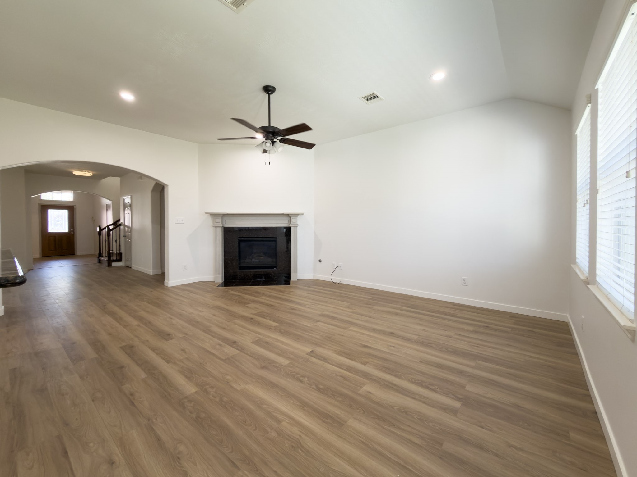 2802 Ridgeglen Lane Property Photo 4