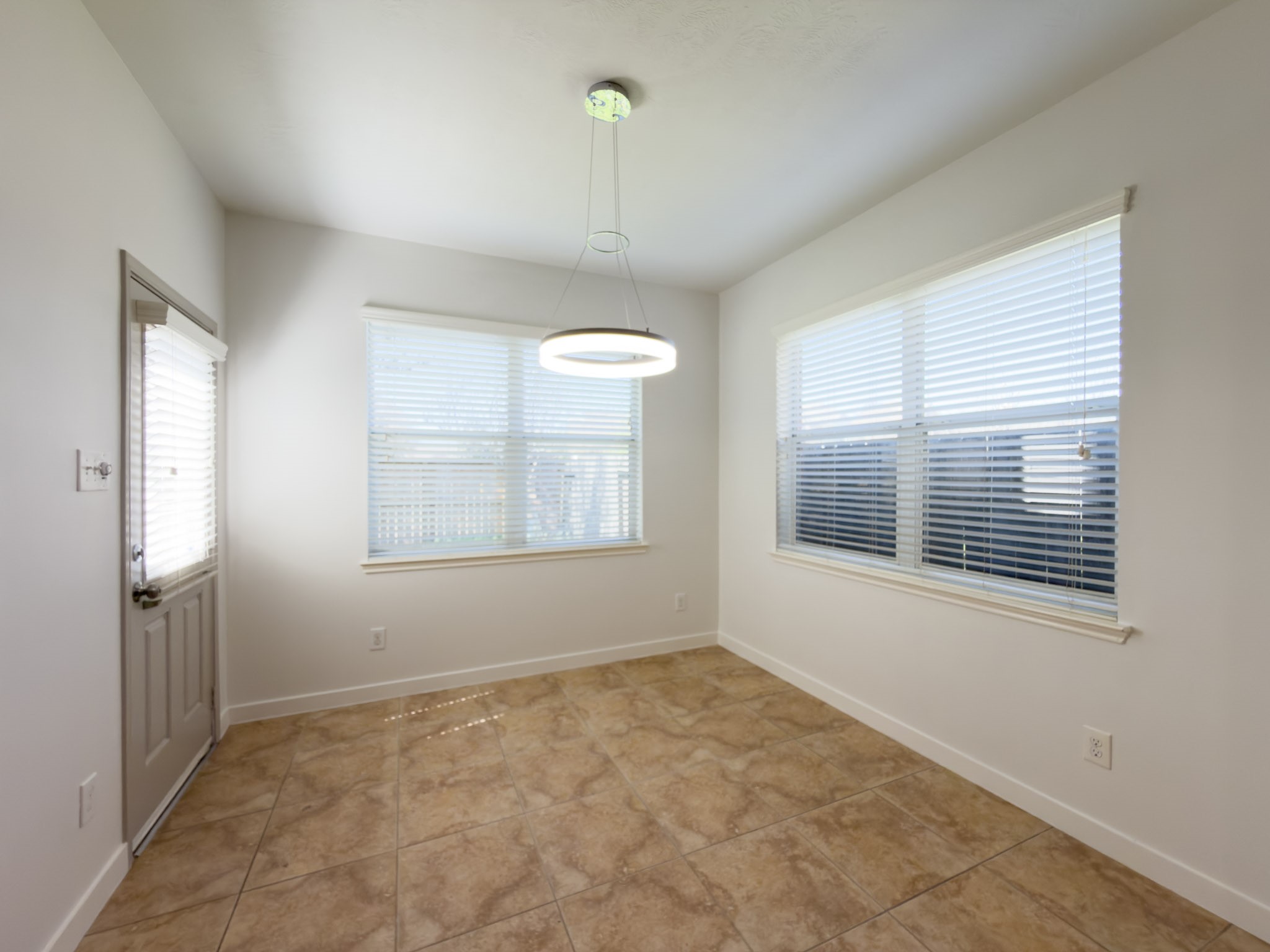 2802 Ridgeglen Lane Property Photo 11