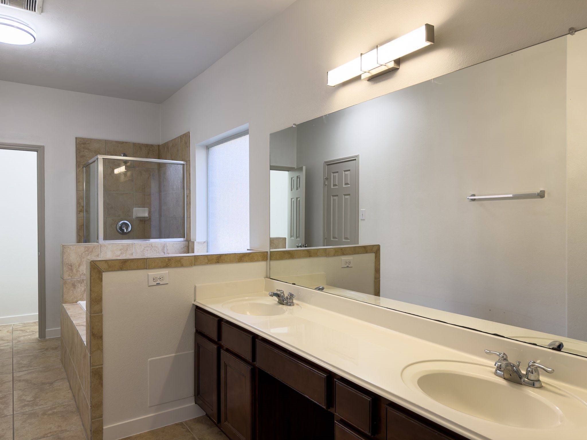 2802 Ridgeglen Lane Property Photo 22