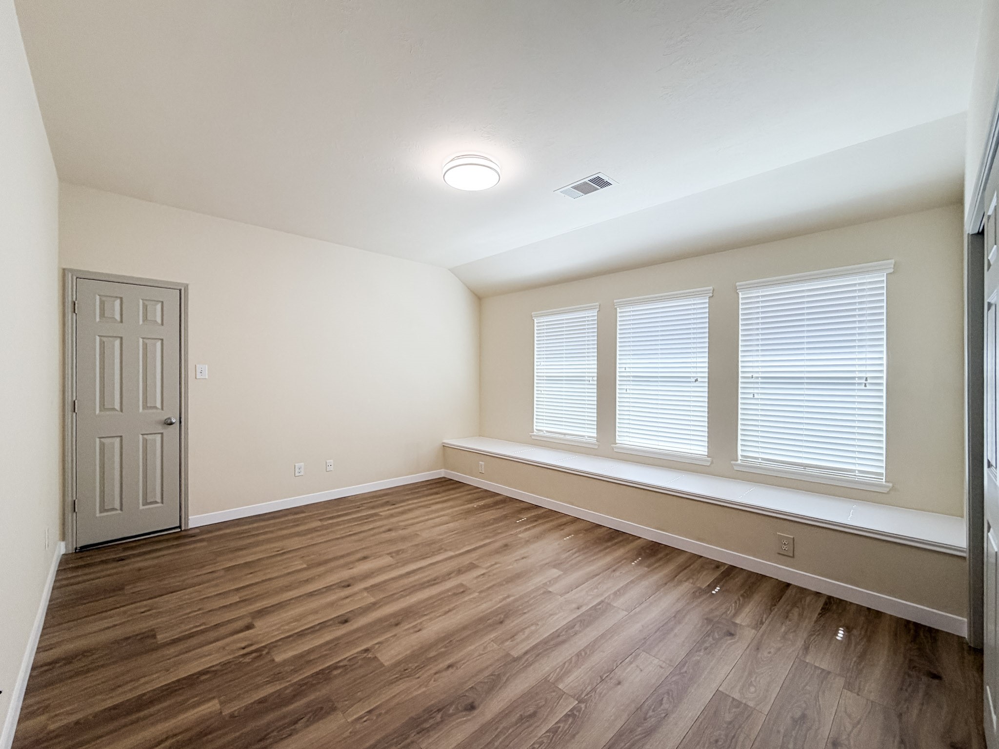 2802 Ridgeglen Lane Property Photo 34
