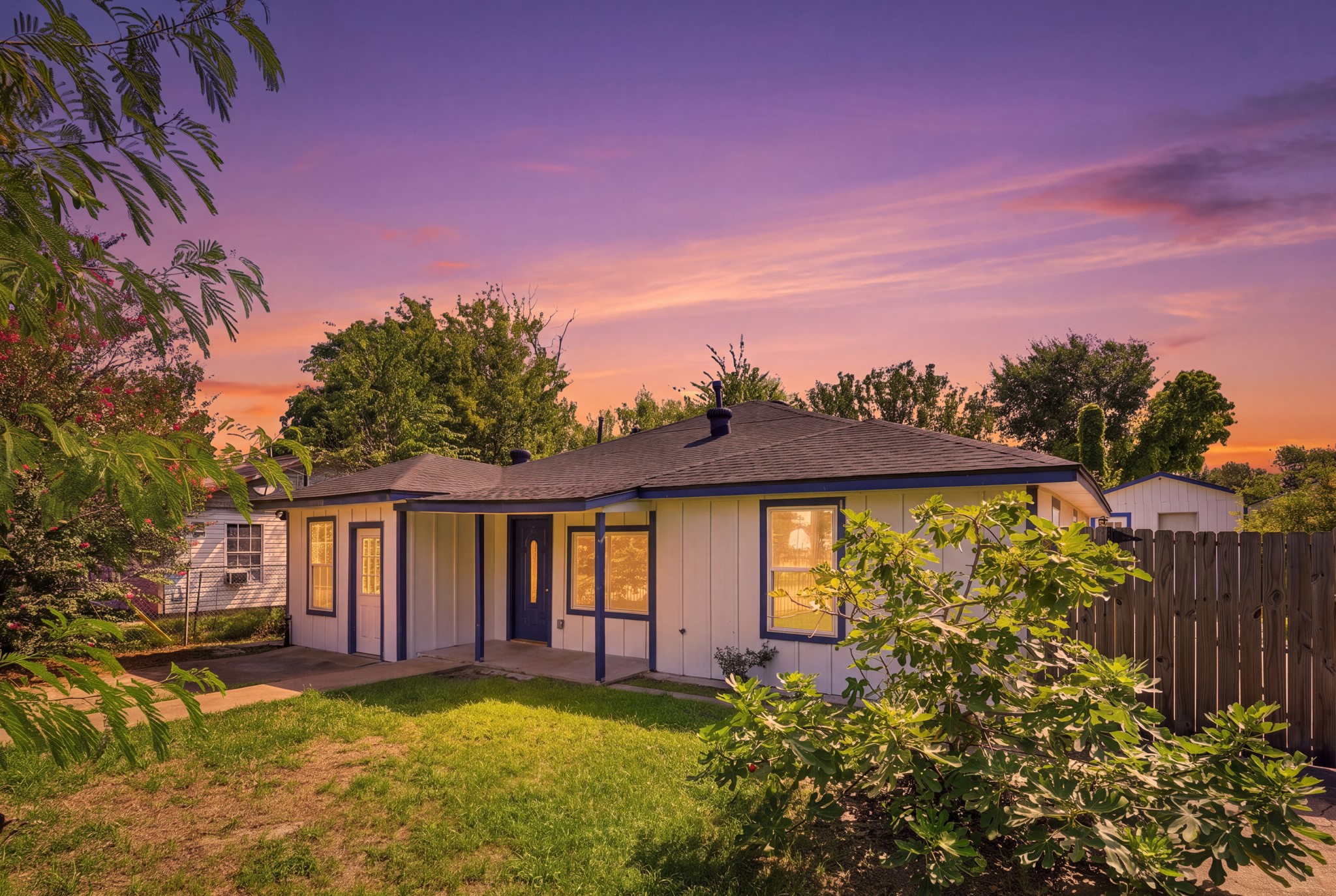 5718 Cherry Property Photo 3