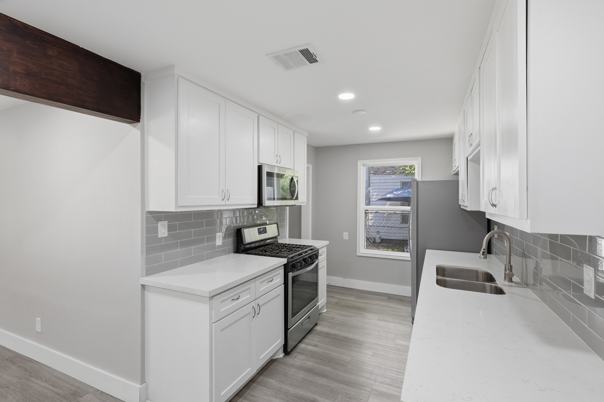 5718 Cherry Property Photo 7