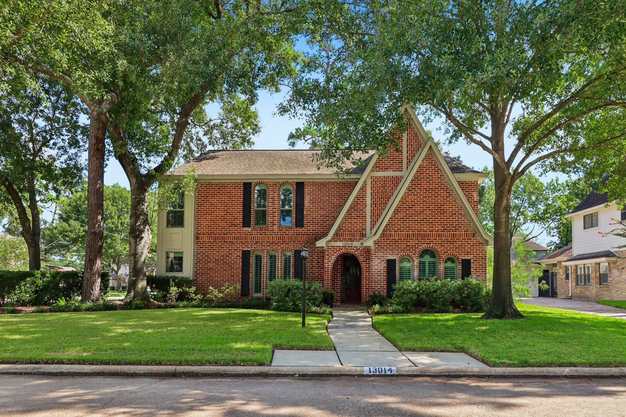 13014 Finch Brook Drive Property Photo 1