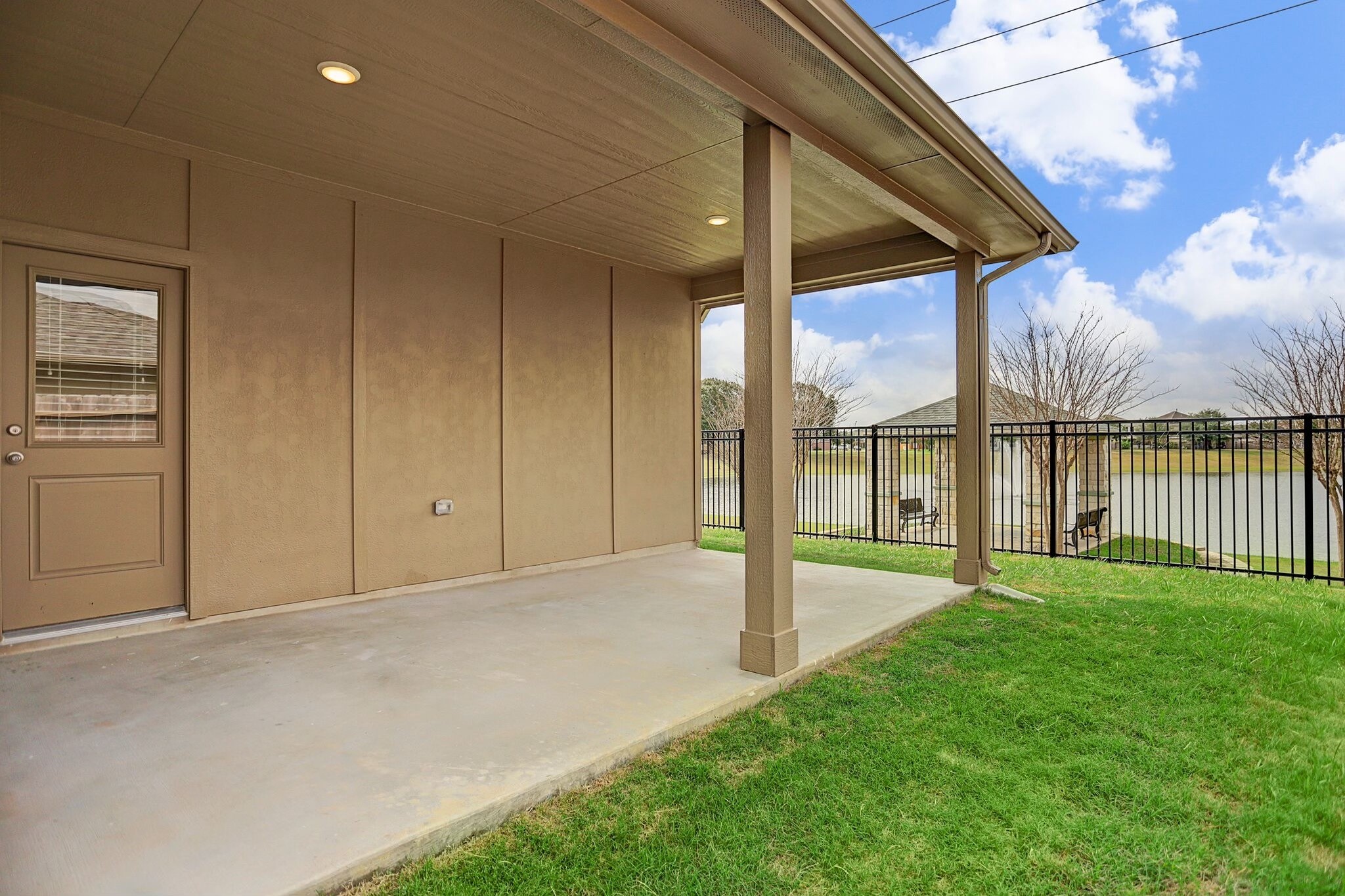 18215 Alora Springs Trace Property Photo 11