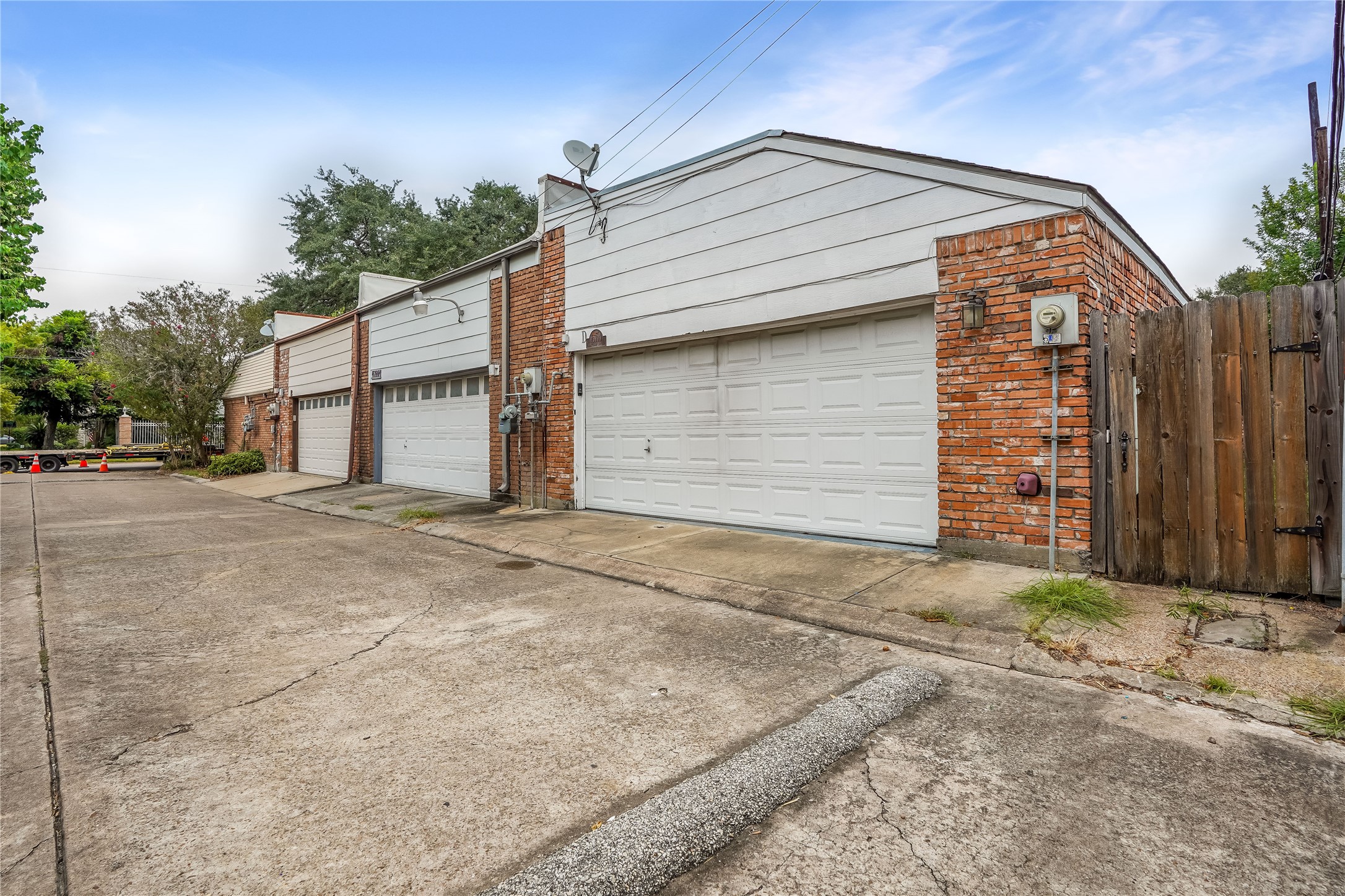 7500 West Loop S Property Photo 1