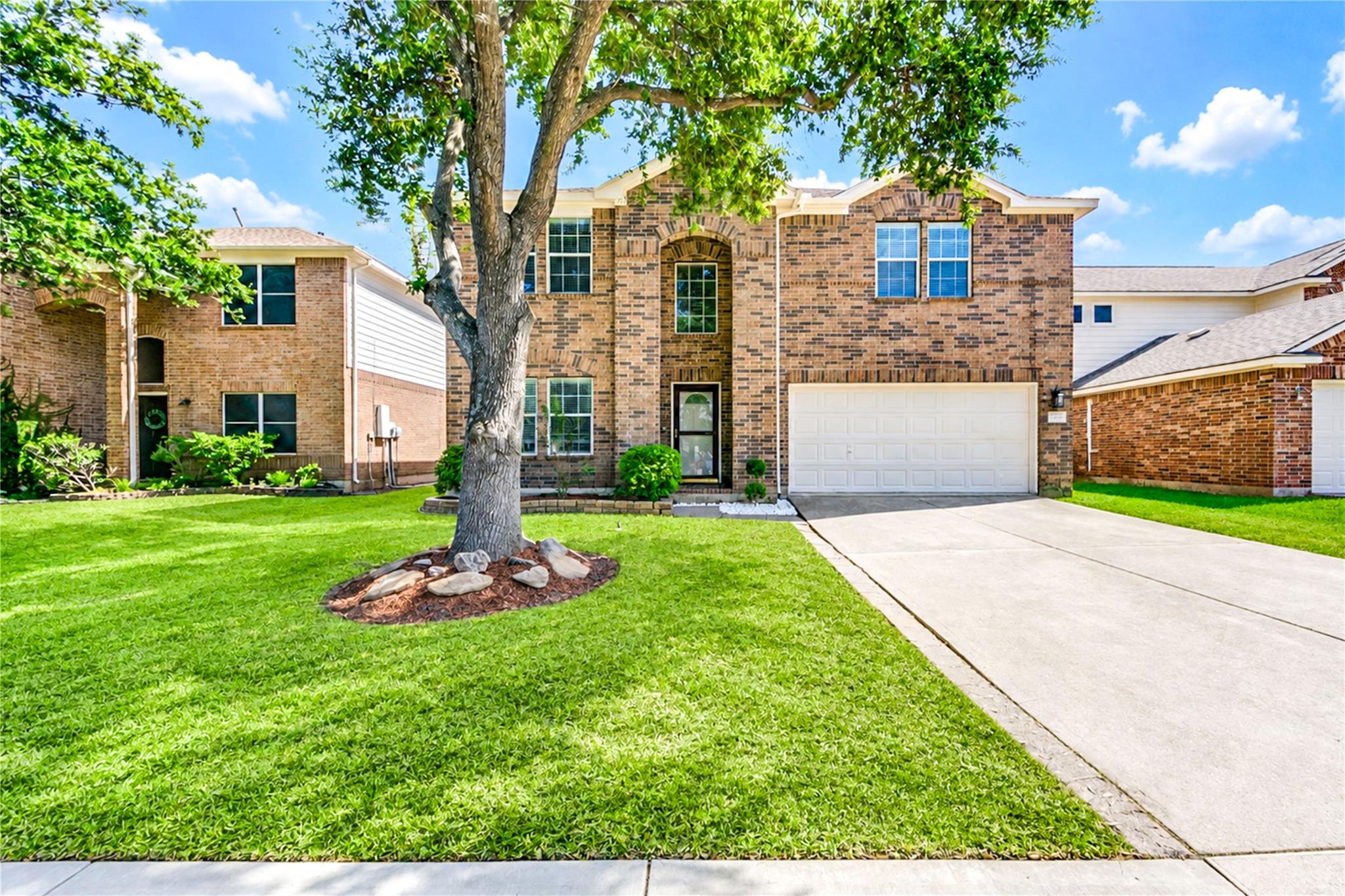 1723 Manor Drive, Baytown Tx 77521 Property Photo 1
