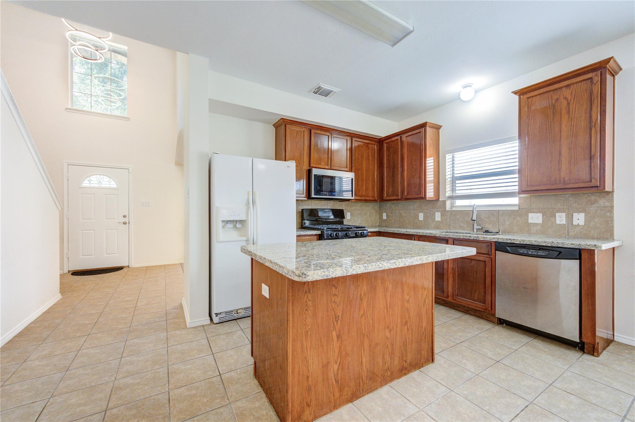 1723 Manor Drive, Baytown Tx 77521 Property Photo 11