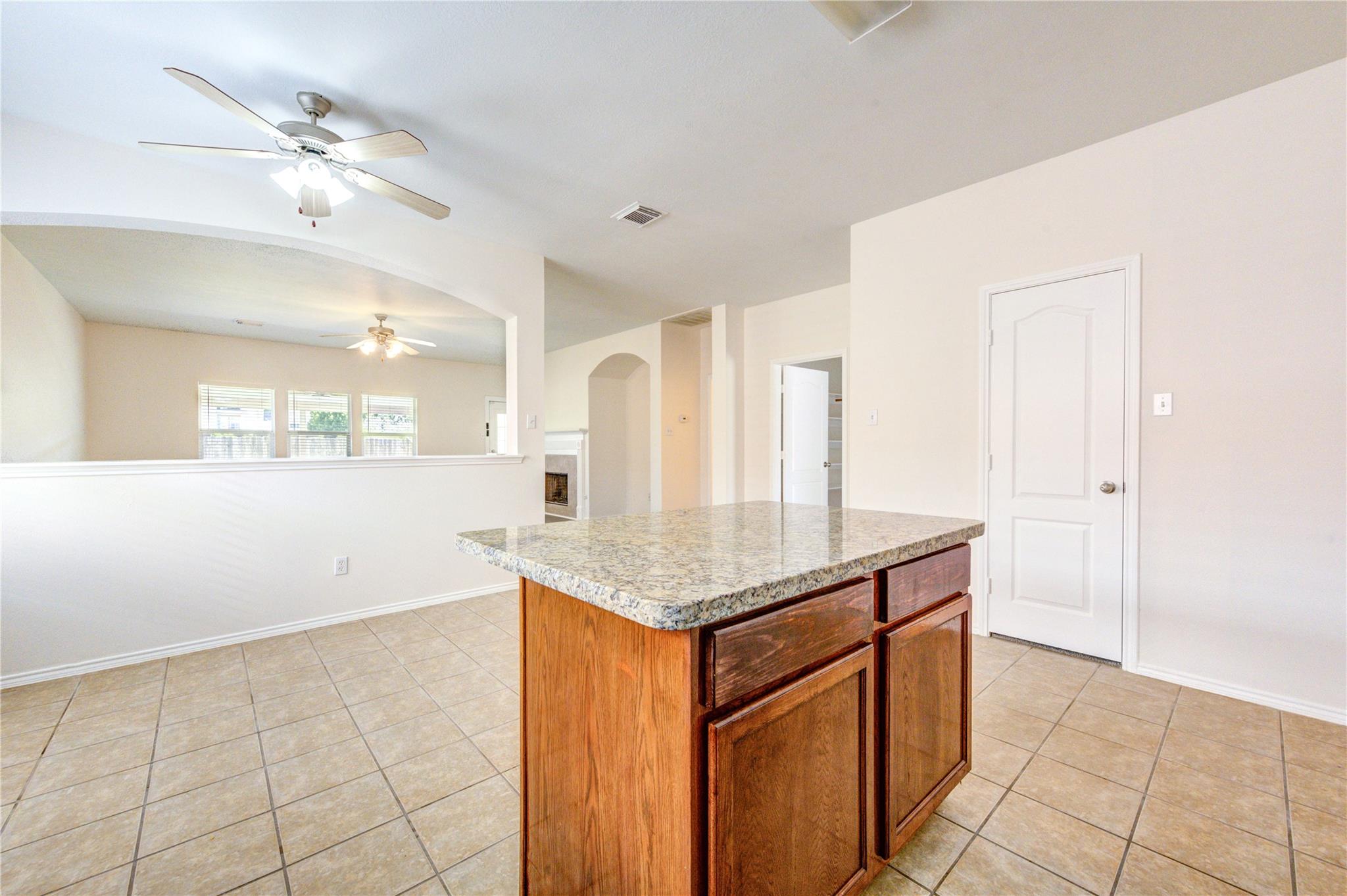 1723 Manor Drive, Baytown Tx 77521 Property Photo 15