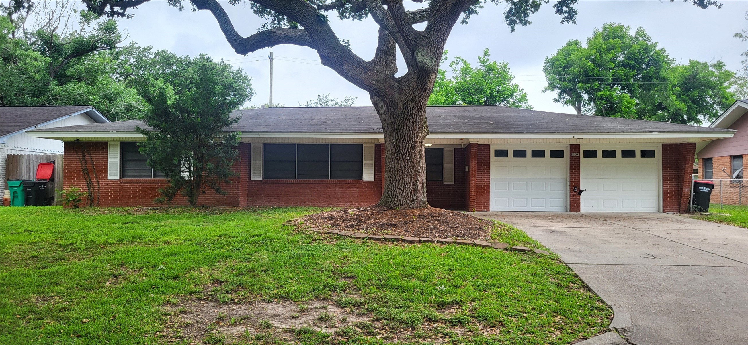1902 Amy Drive Property Photo 1