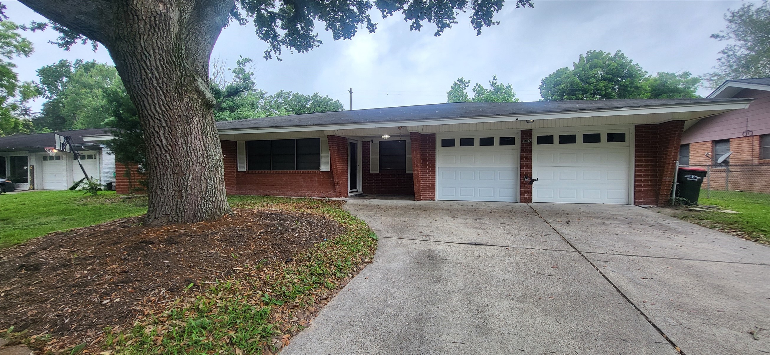 1902 Amy Drive Property Photo 2