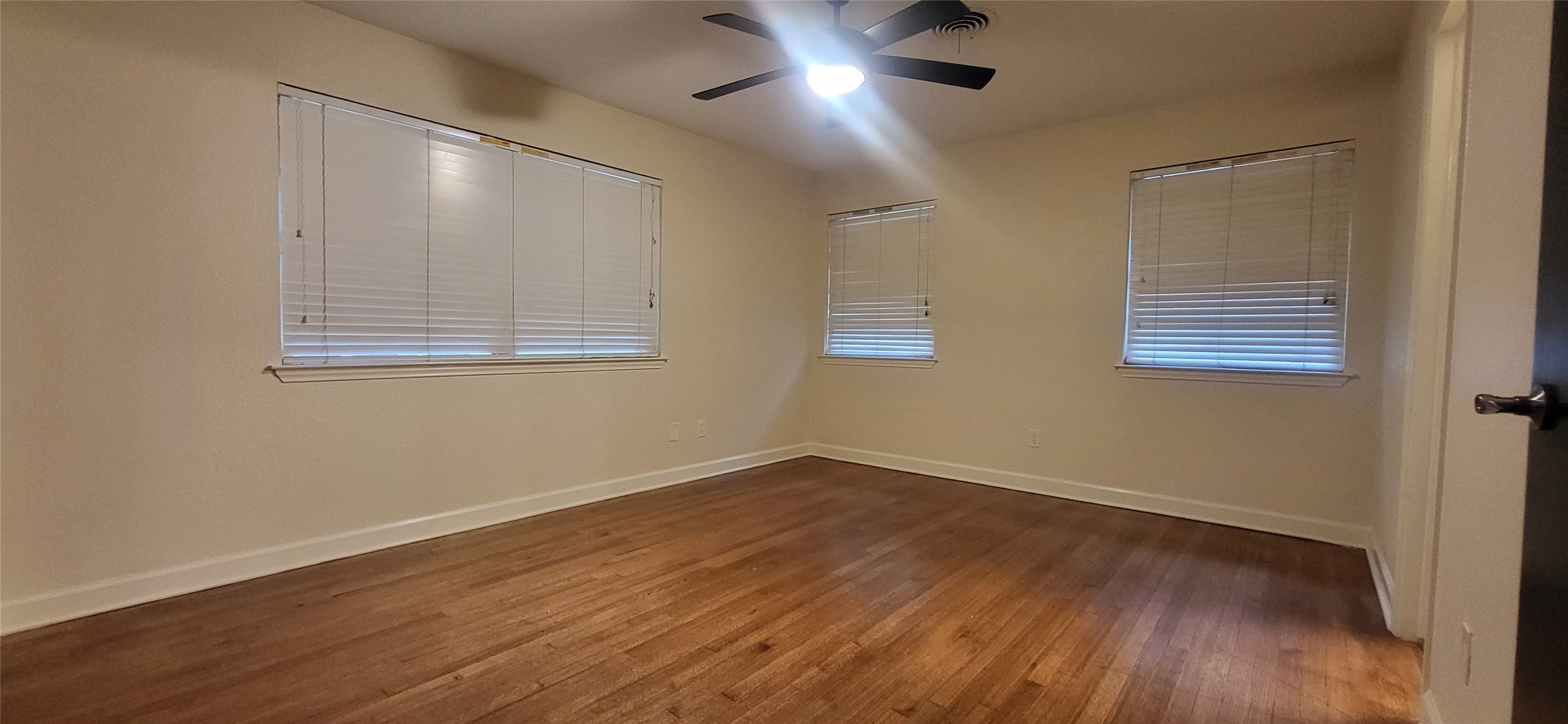 1902 Amy Drive Property Photo 10