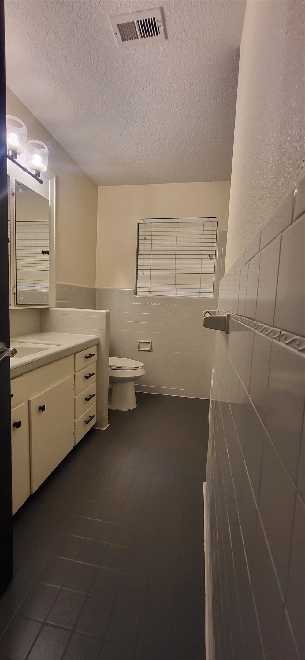 1902 Amy Drive Property Photo 16