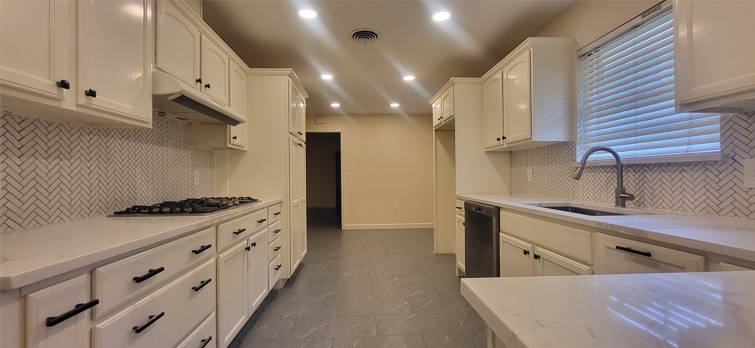 1902 Amy Drive Property Photo 26