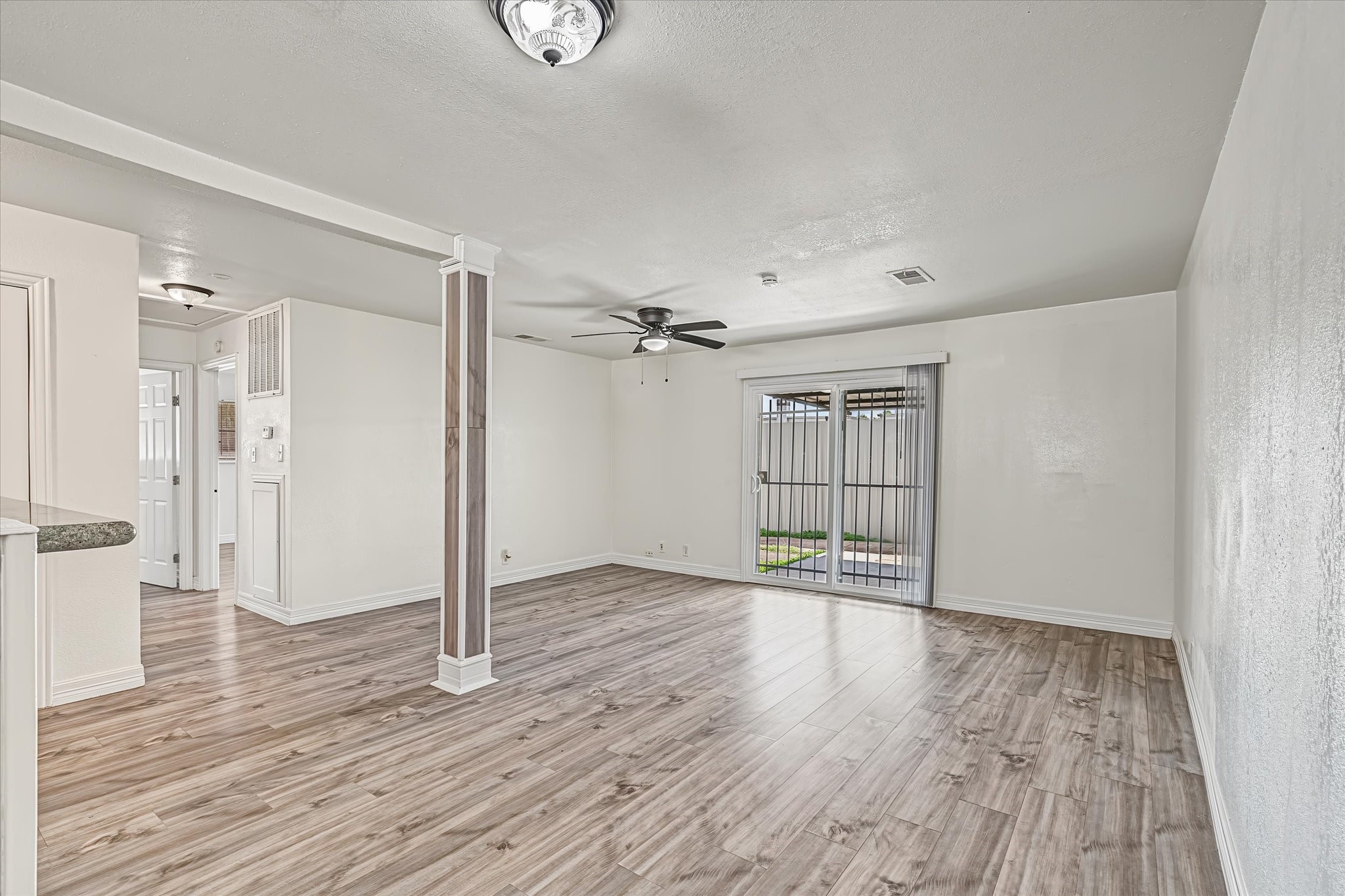 3946 Faulkner Street Property Photo 13