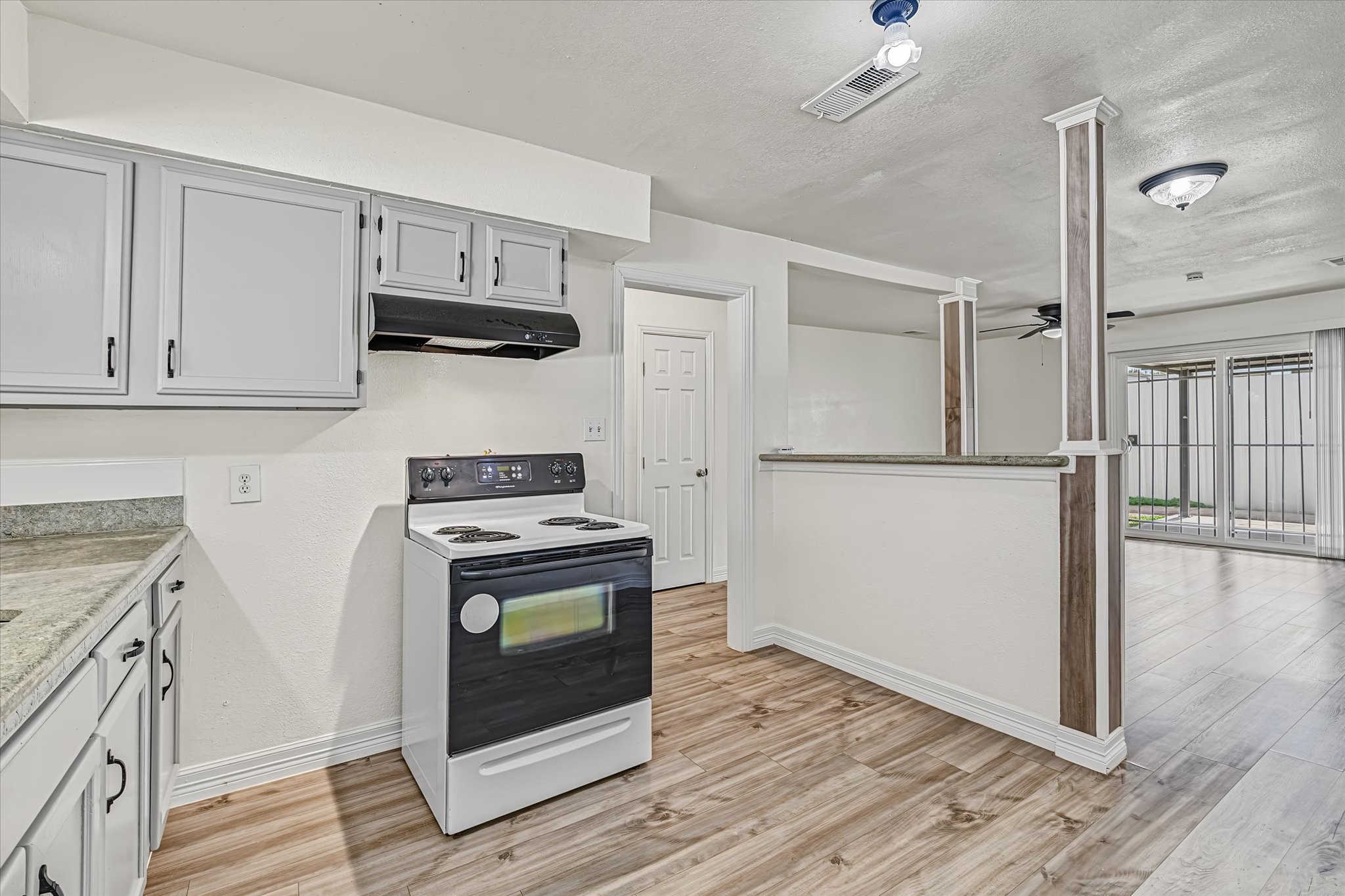 3946 Faulkner Street Property Photo 16