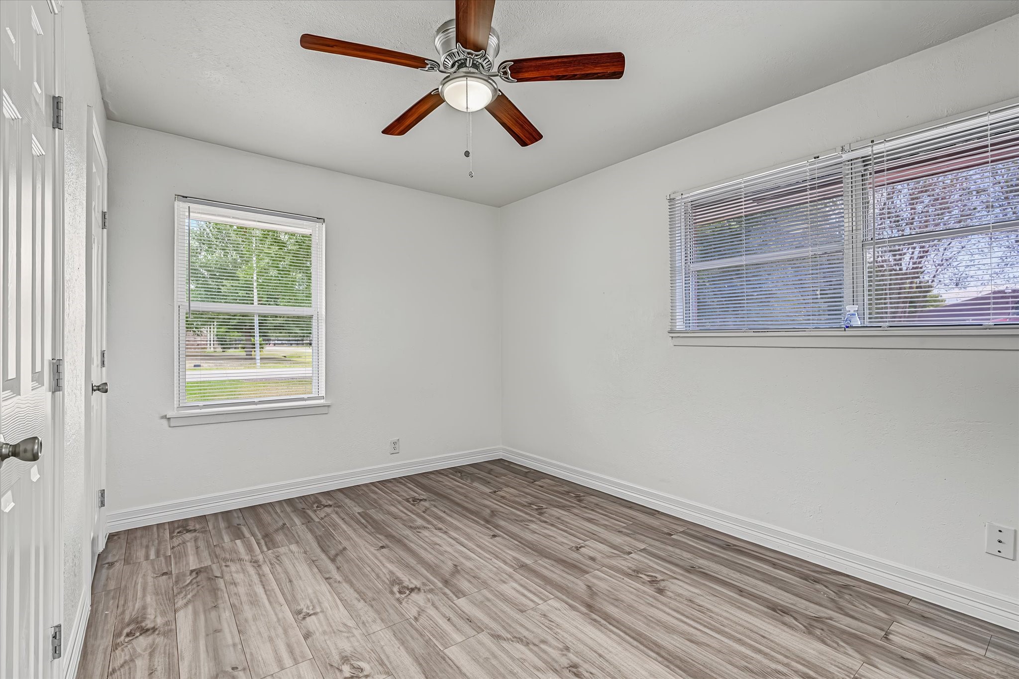 3946 Faulkner Street Property Photo 23