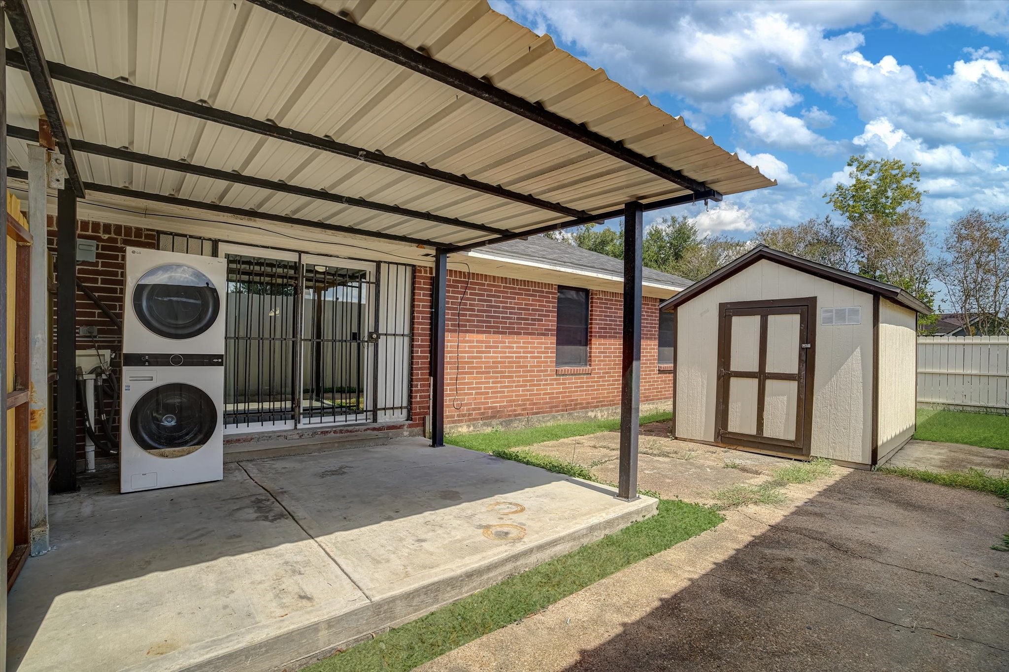 3946 Faulkner Street Property Photo 30