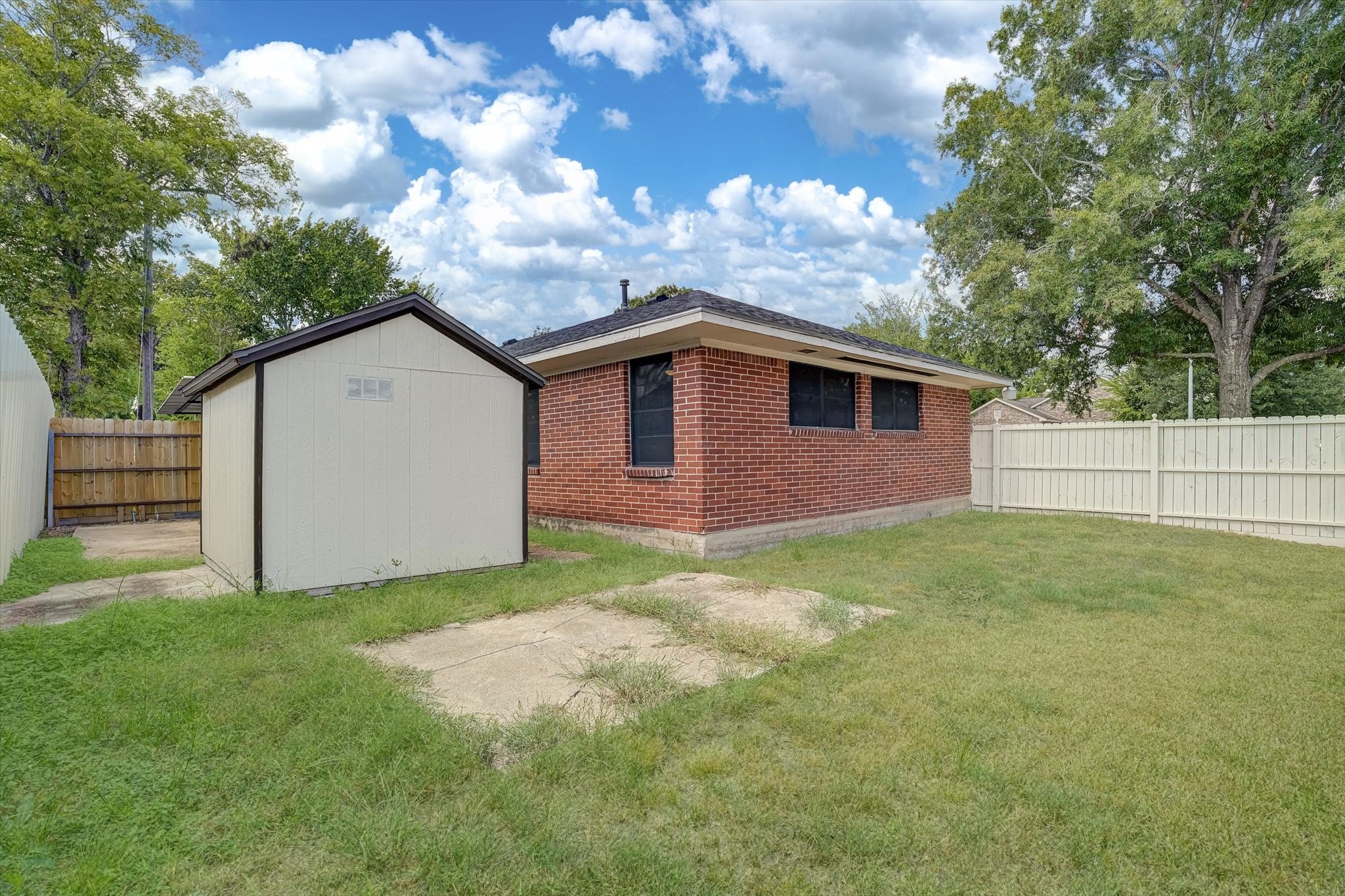 3946 Faulkner Street Property Photo 31