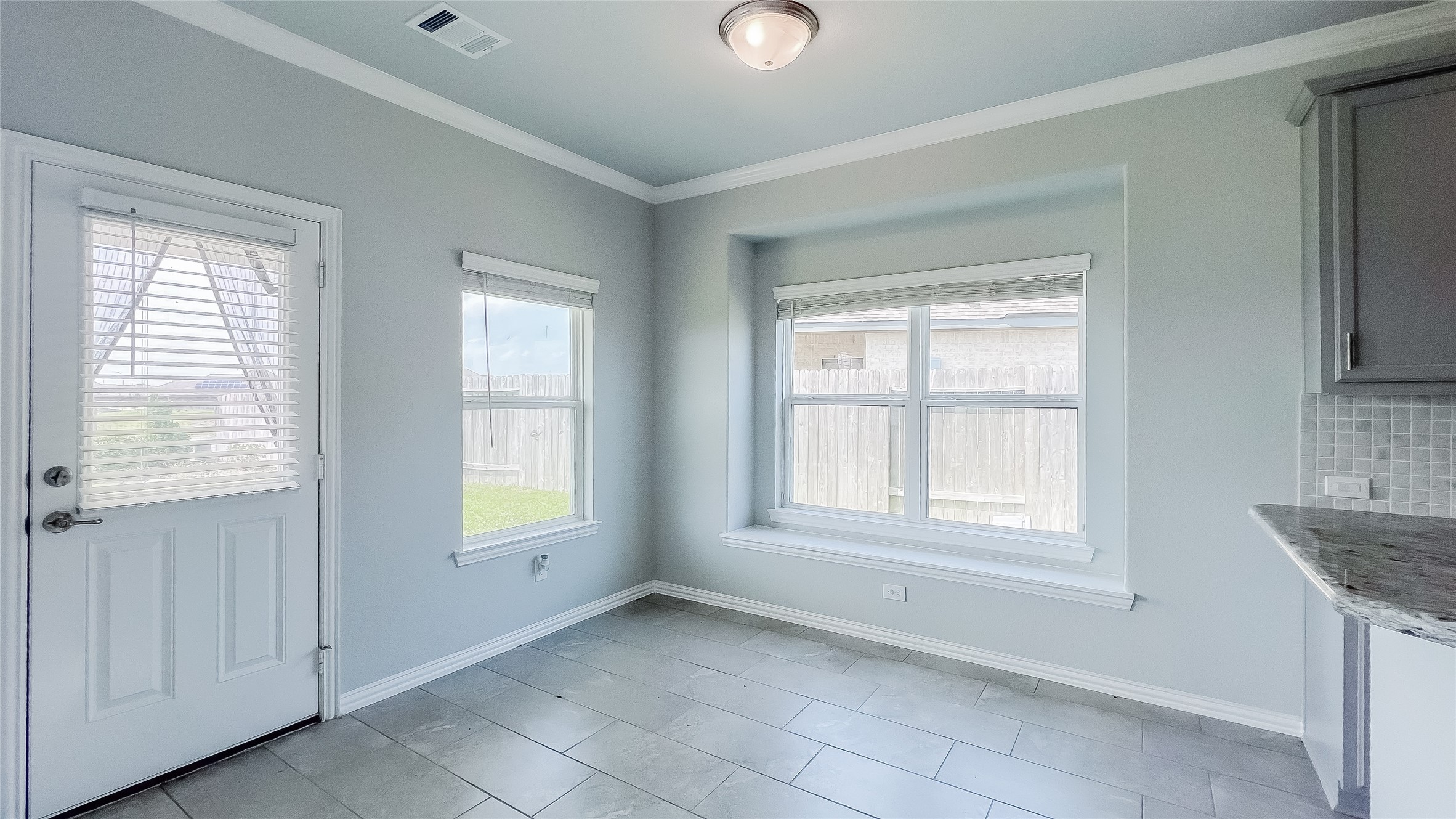 14227 Angelina Drive Property Photo 16