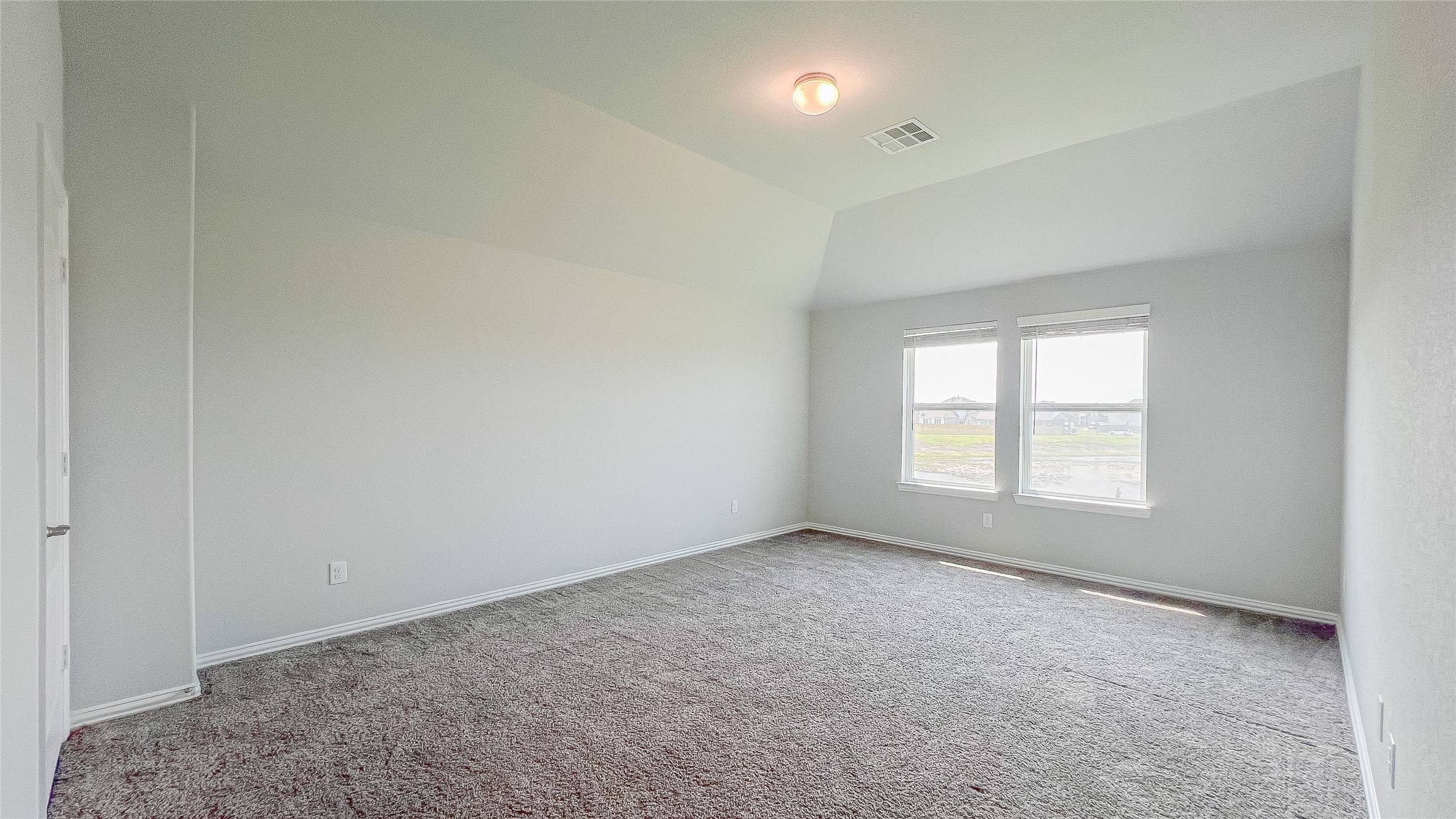 14227 Angelina Drive Property Photo 28