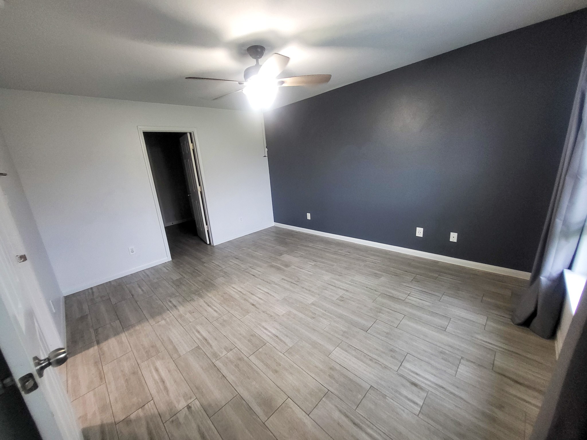 6902 Iris Court Property Photo 13