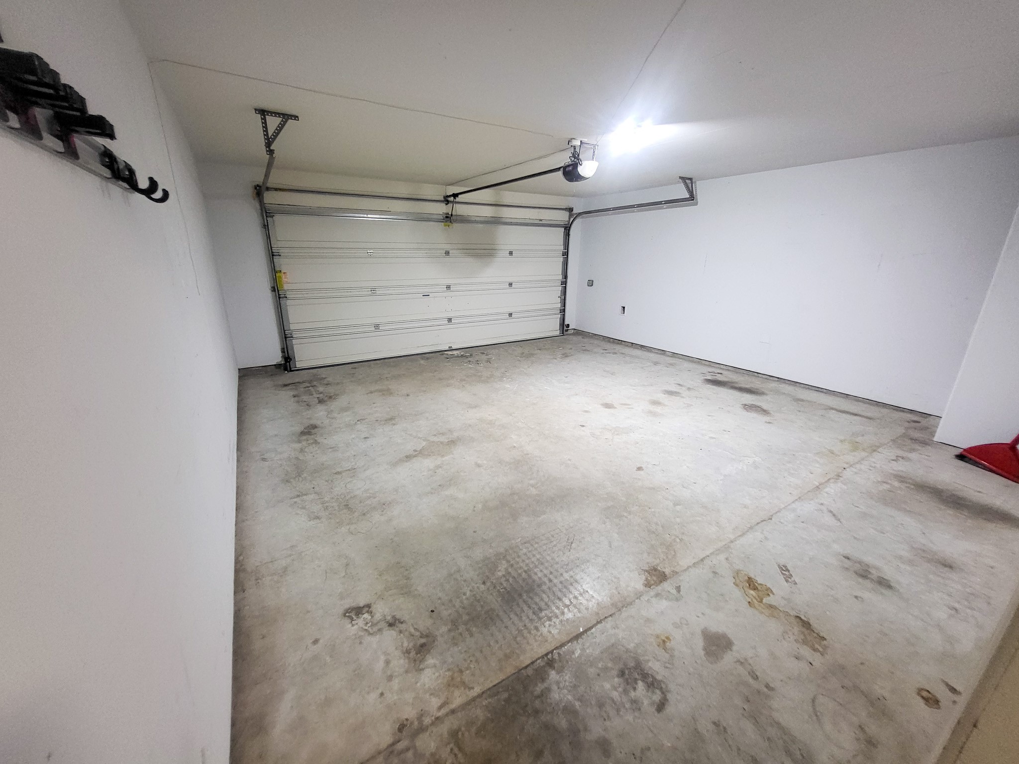 6902 Iris Court Property Photo 21