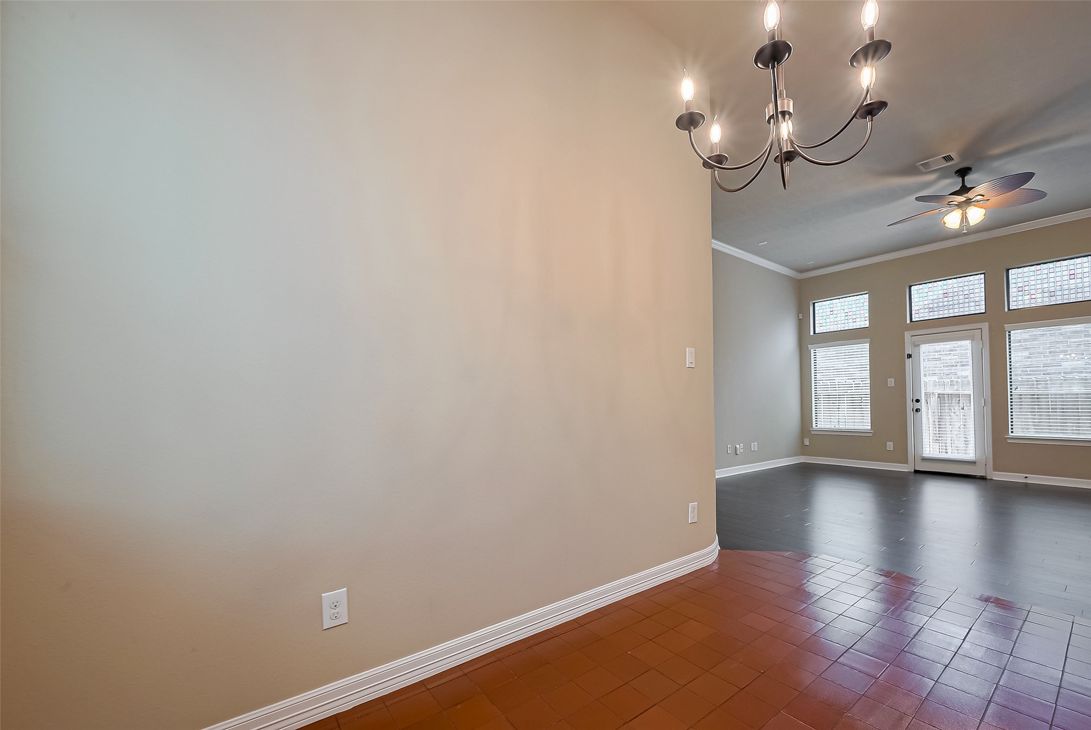 25134 Alina Lane Property Photo 13