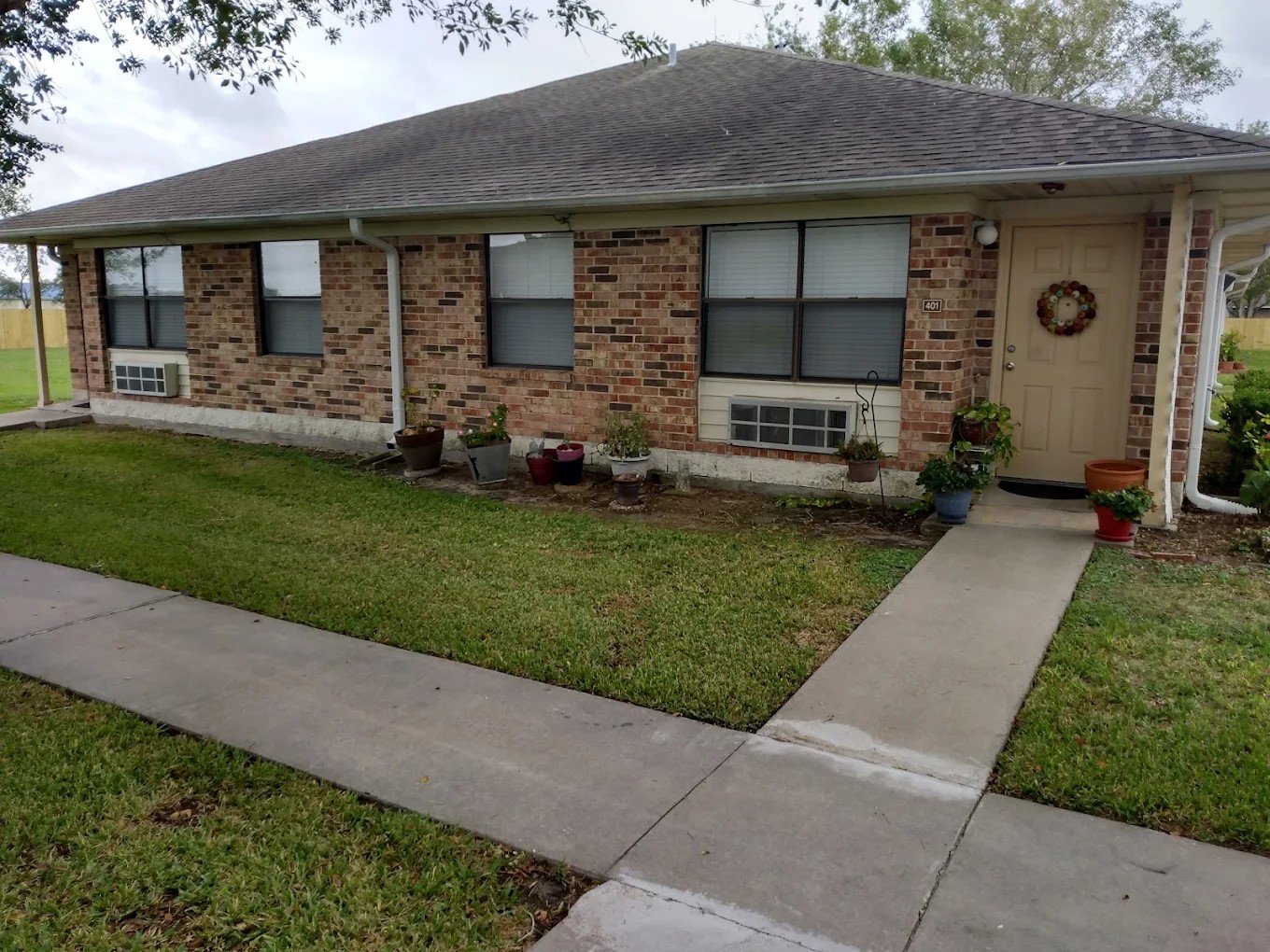1207 Miracle Dr Property Photo 2