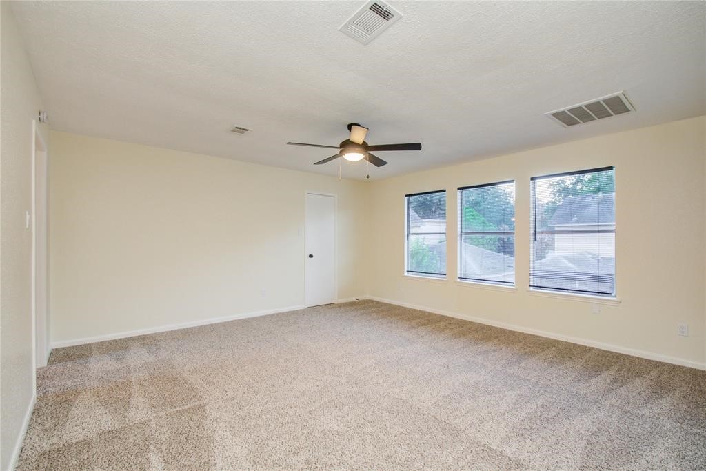 10606 Mills Flat Street Property Photo 13