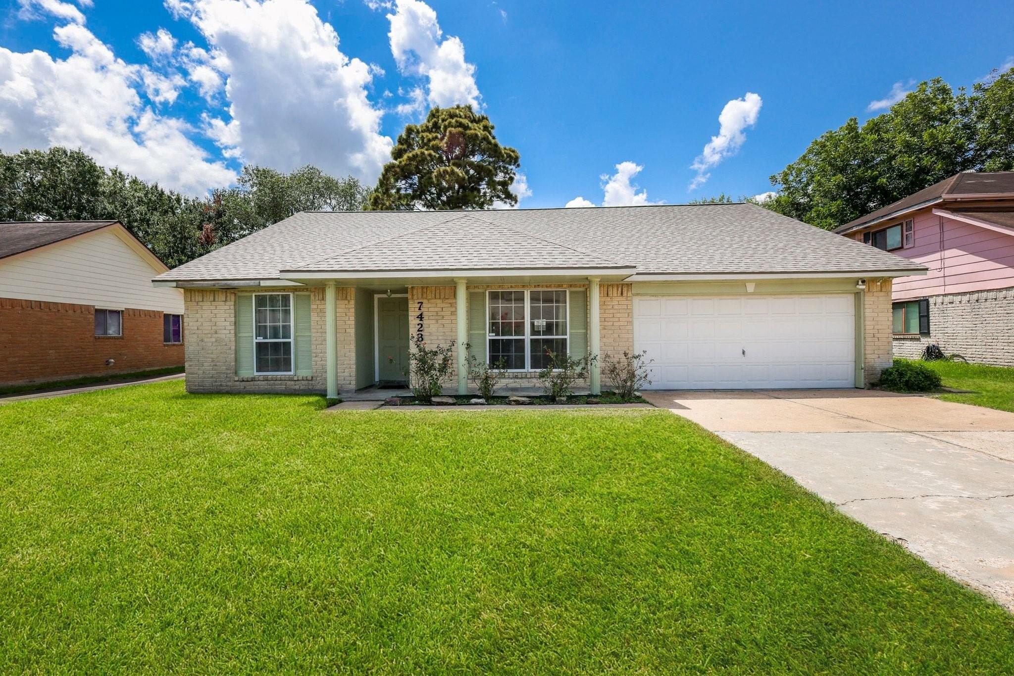 7423 Towerview Lane, Houston Tx 77489 Property Photo 2