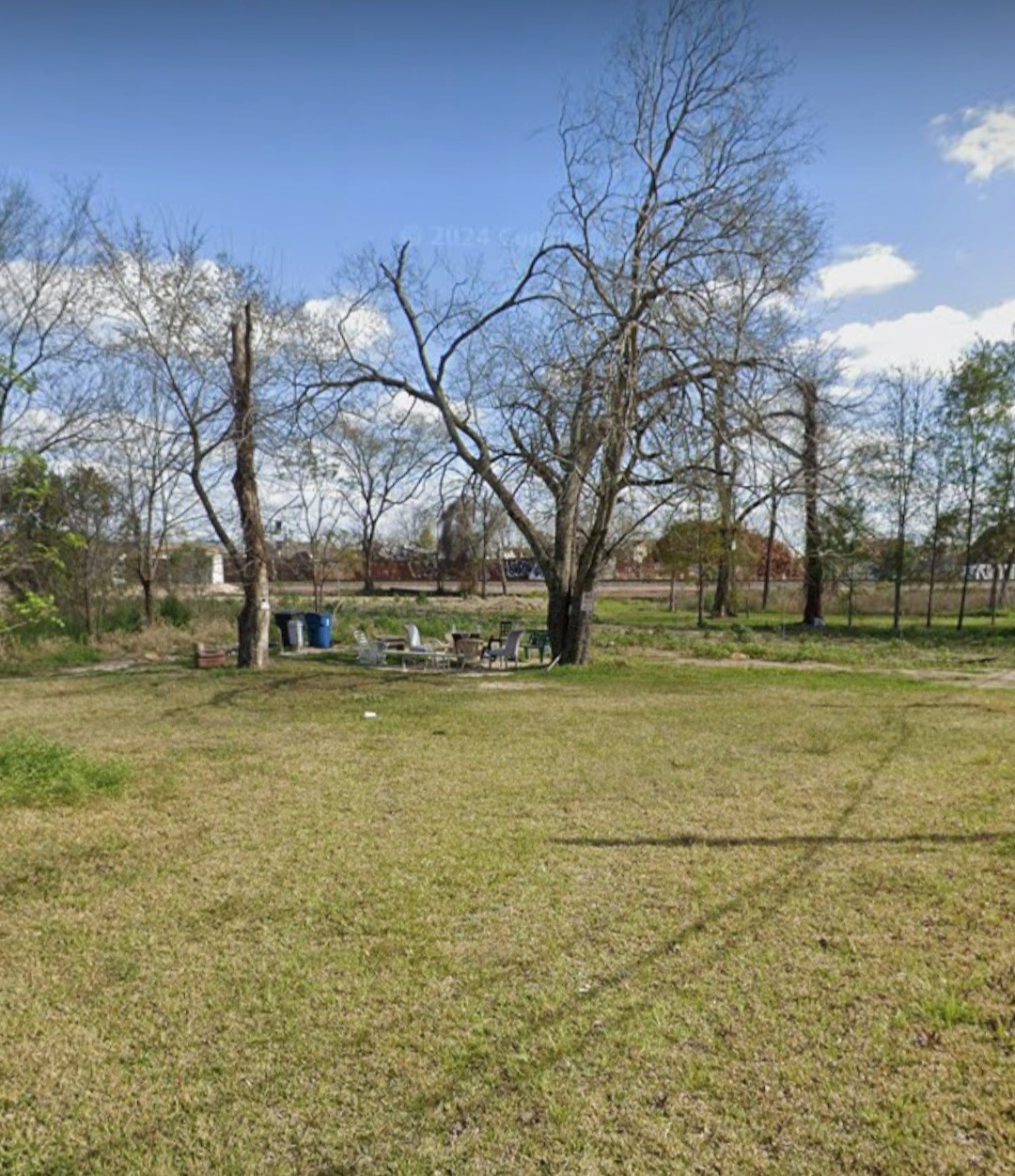 2604 Harrington Street Property Photo 2