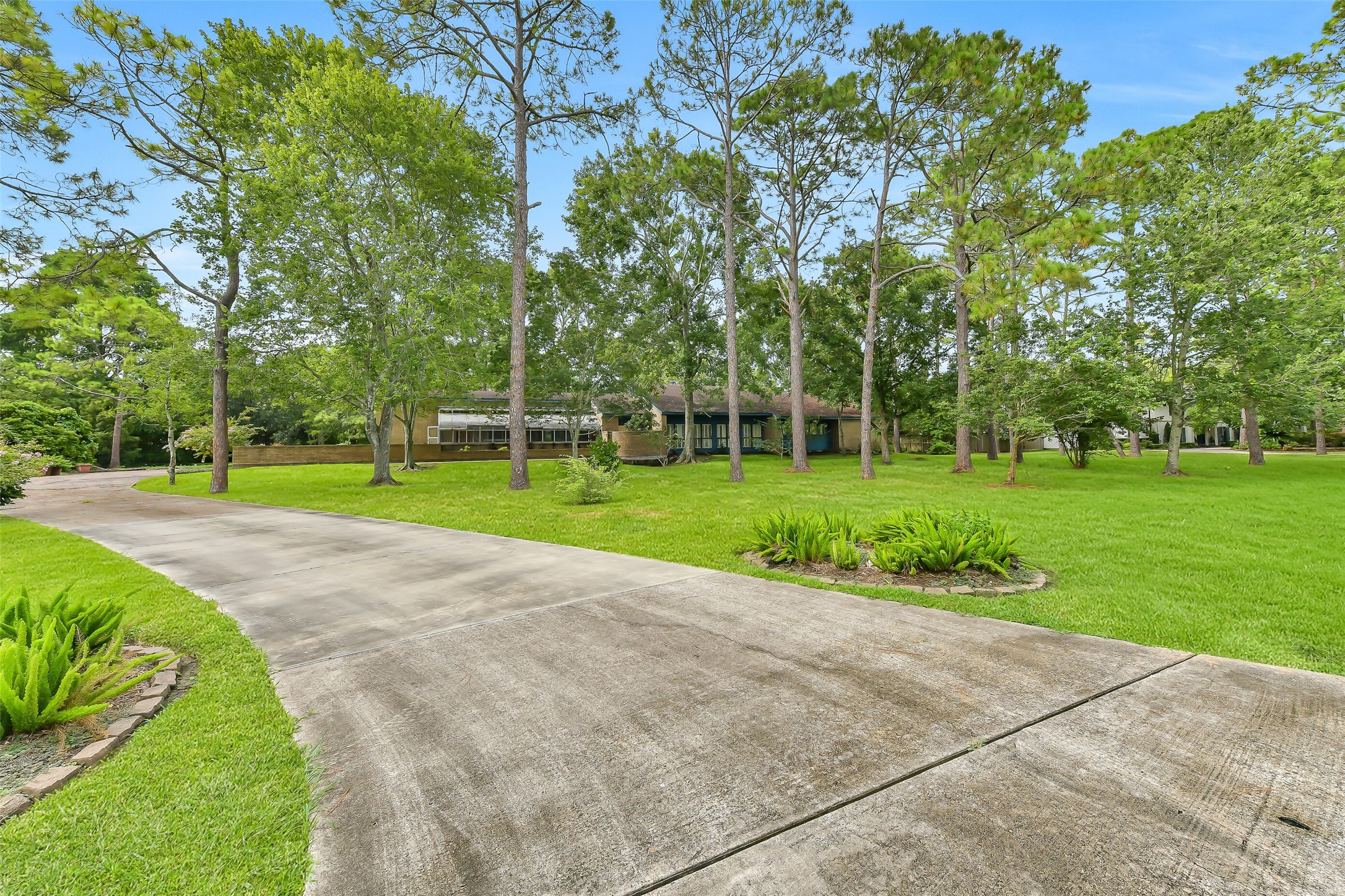 1102 Cowards Creek Drive Property Photo