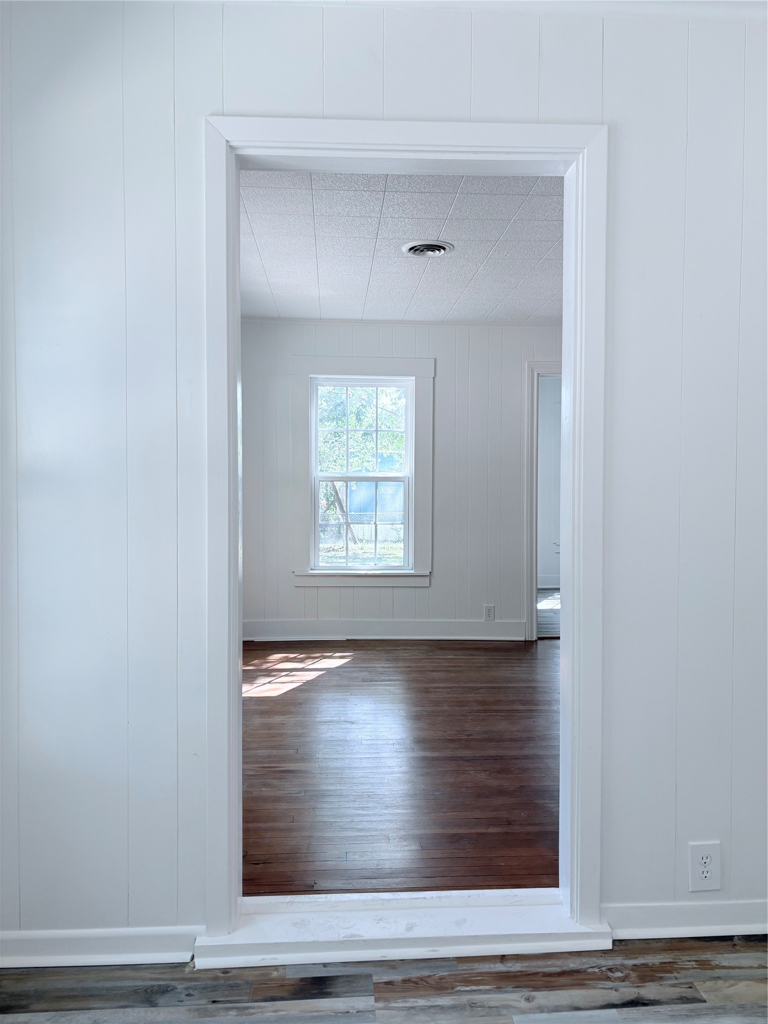 723 E Blackshear Street Property Photo 6