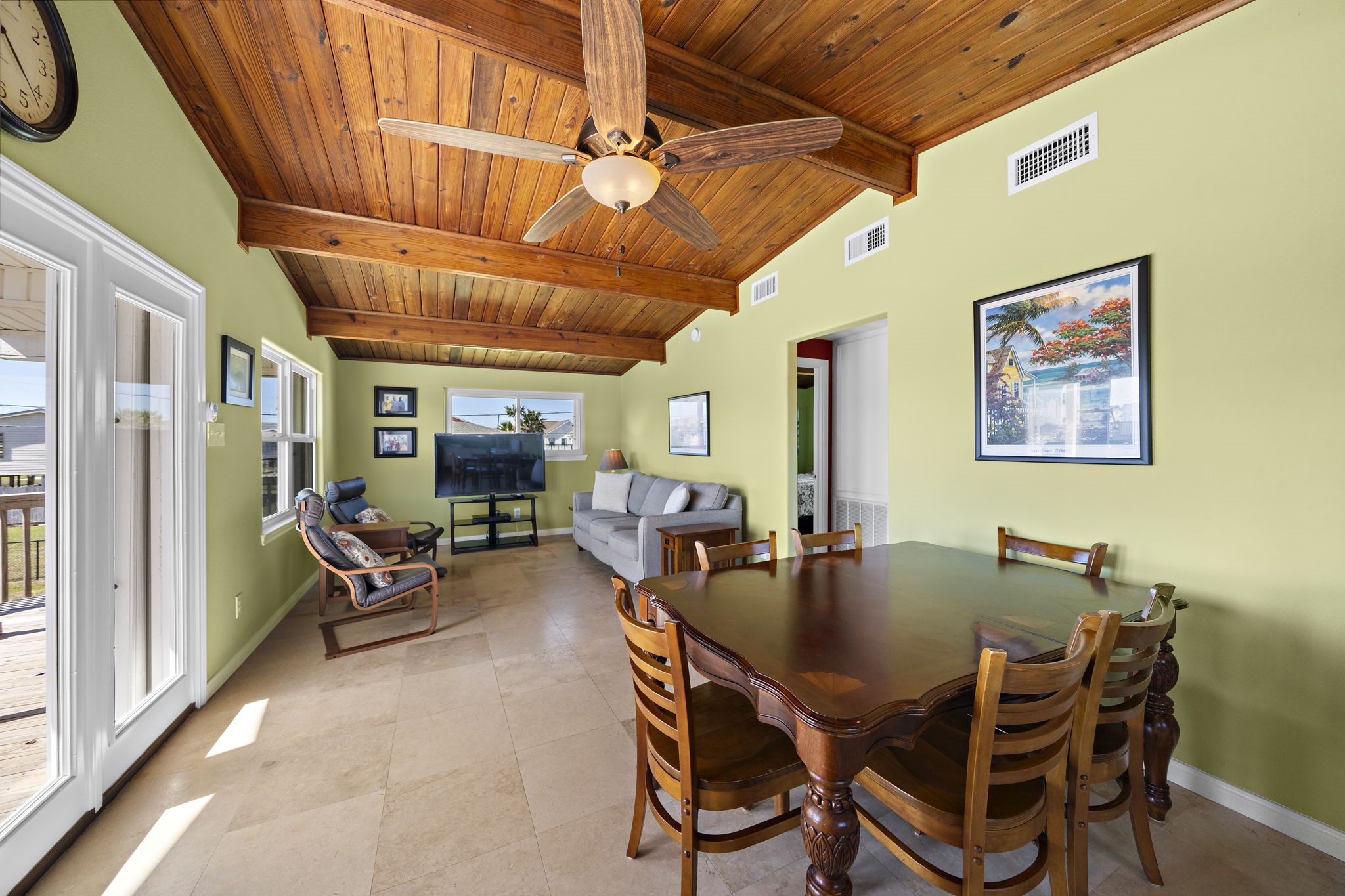 4202 Hardin Drive Property Photo 8