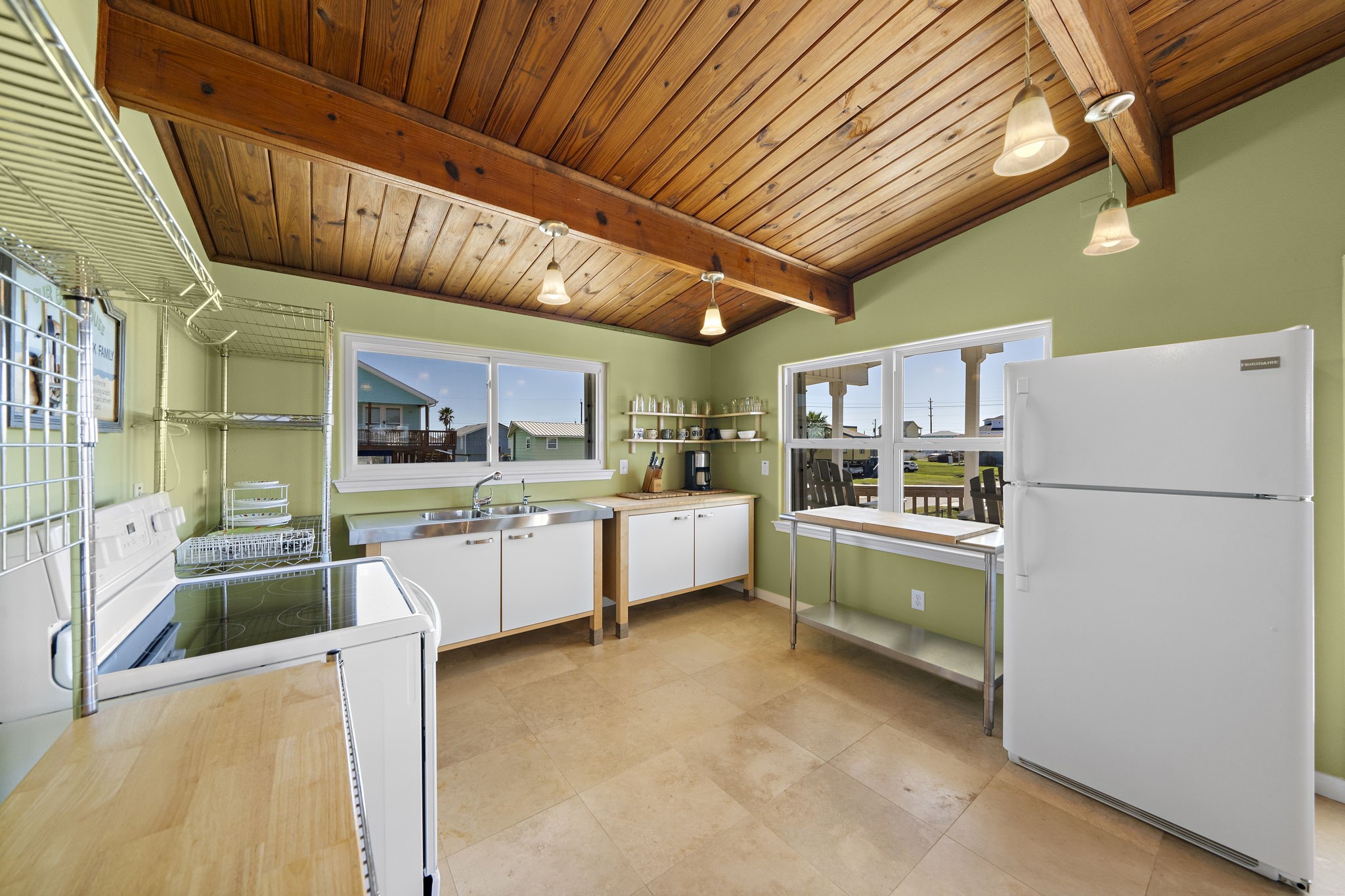 4202 Hardin Drive Property Photo 10