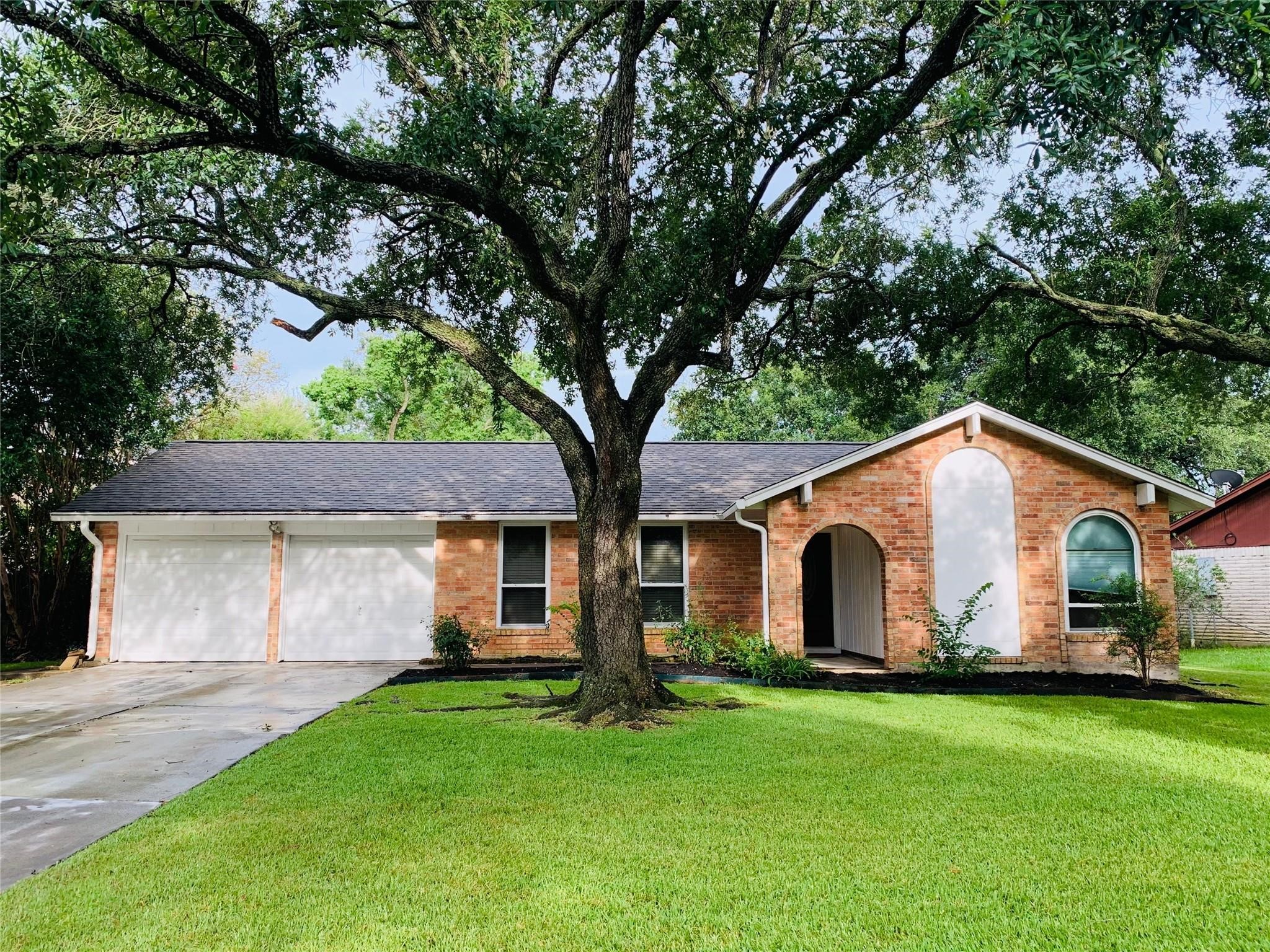 1910 Pear Creek Circle Property Photo 1