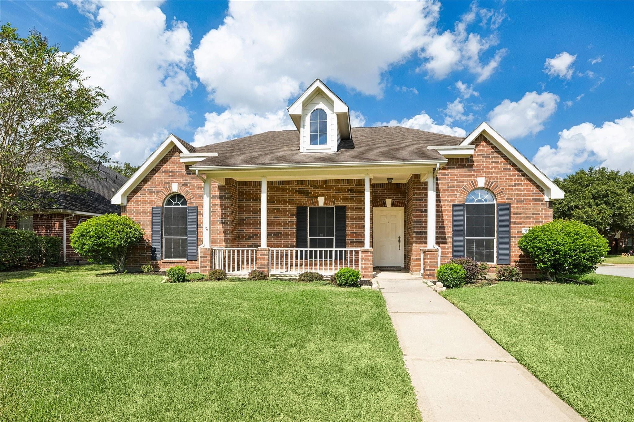 9202 Colonypond Drive Property Photo 1