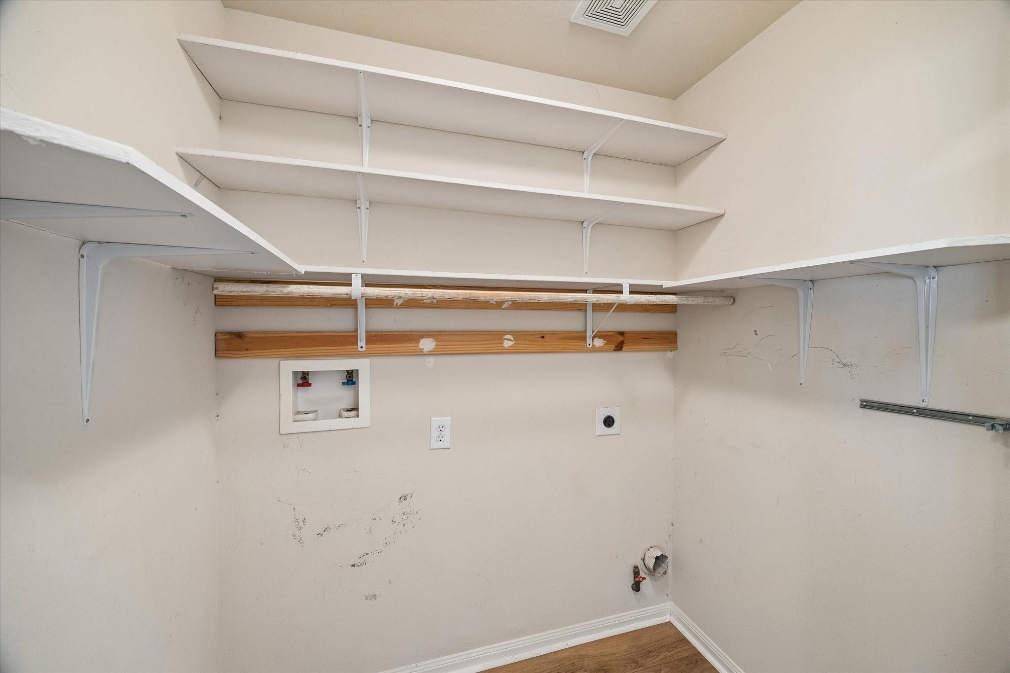 9202 Colonypond Drive Property Photo 23