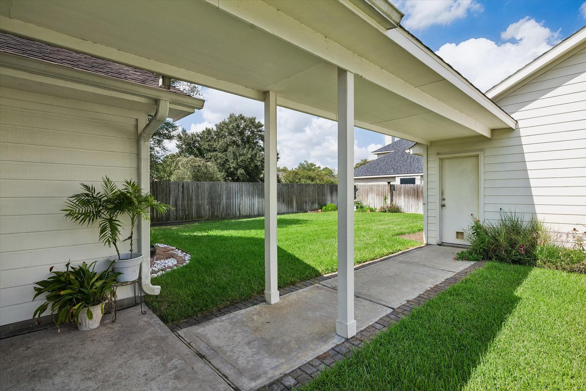9202 Colonypond Drive Property Photo 25